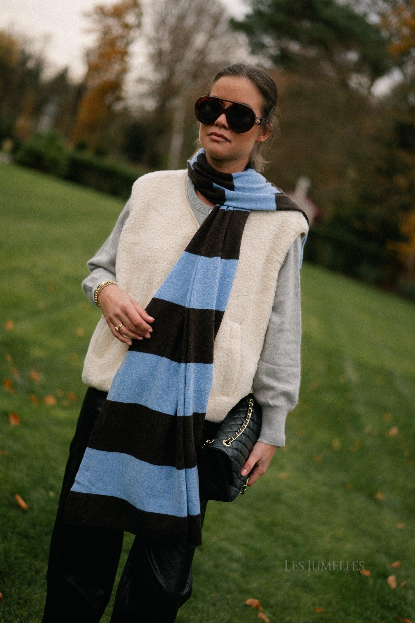 Ella gestreepte sjaal hot chocolate/lichtblauw