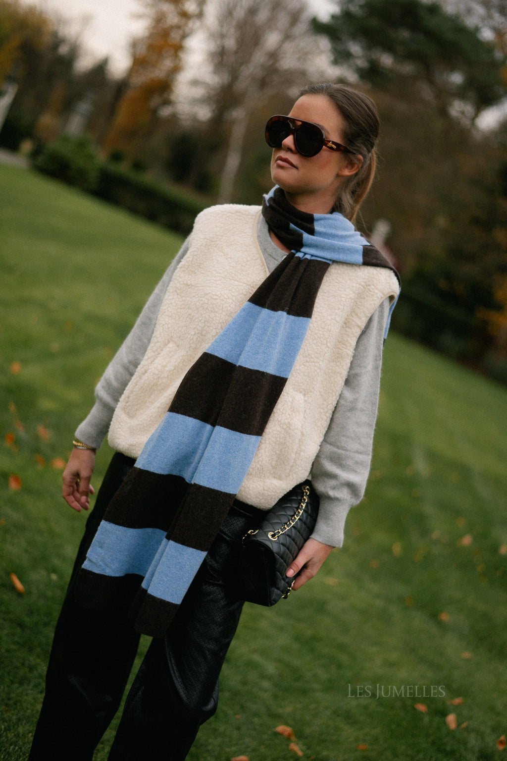 Ella gestreepte sjaal hot chocolate/lichtblauw