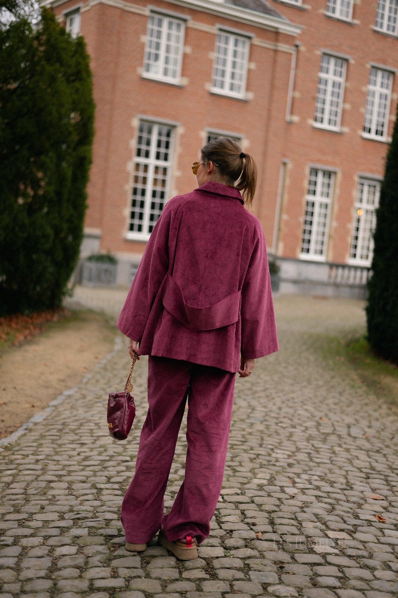 Pantalon large en velours Norma aubergine
