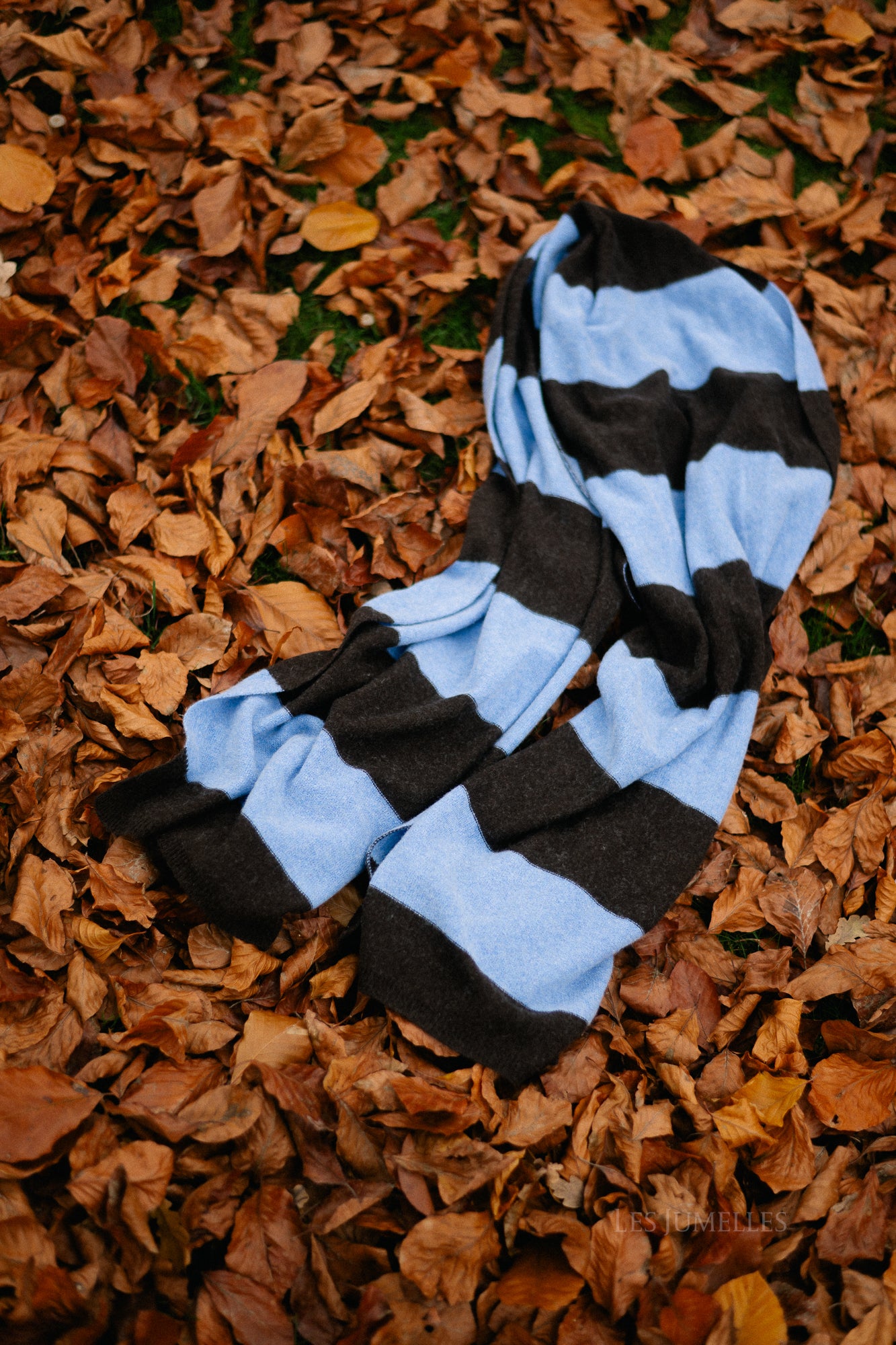 Ella gestreepte sjaal hot chocolate/lichtblauw