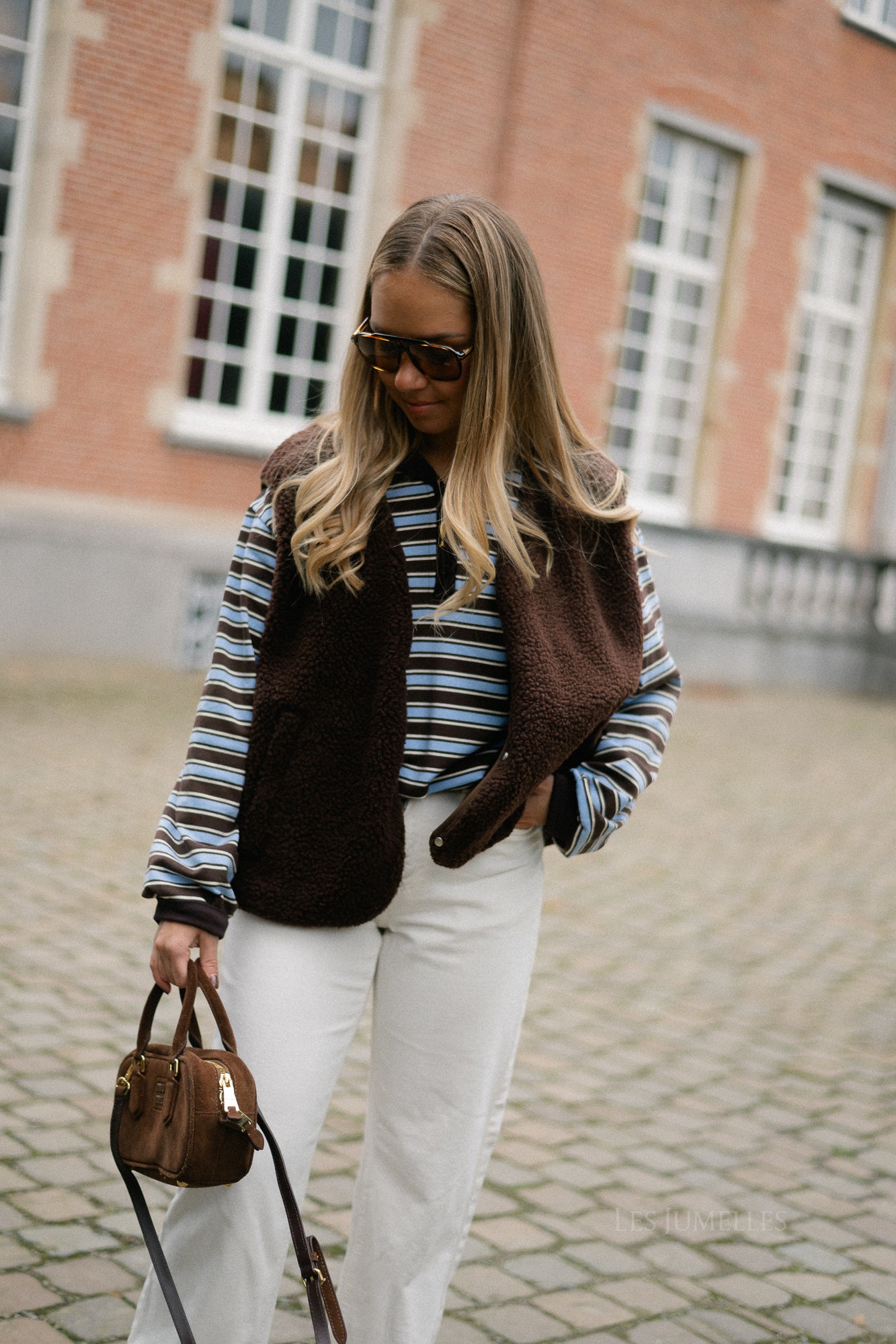 Lori waistcoat chocoladebruin