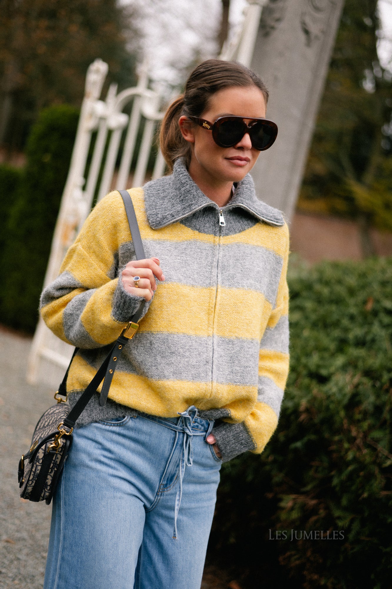 Astrid gestreepte trui grijs/geel