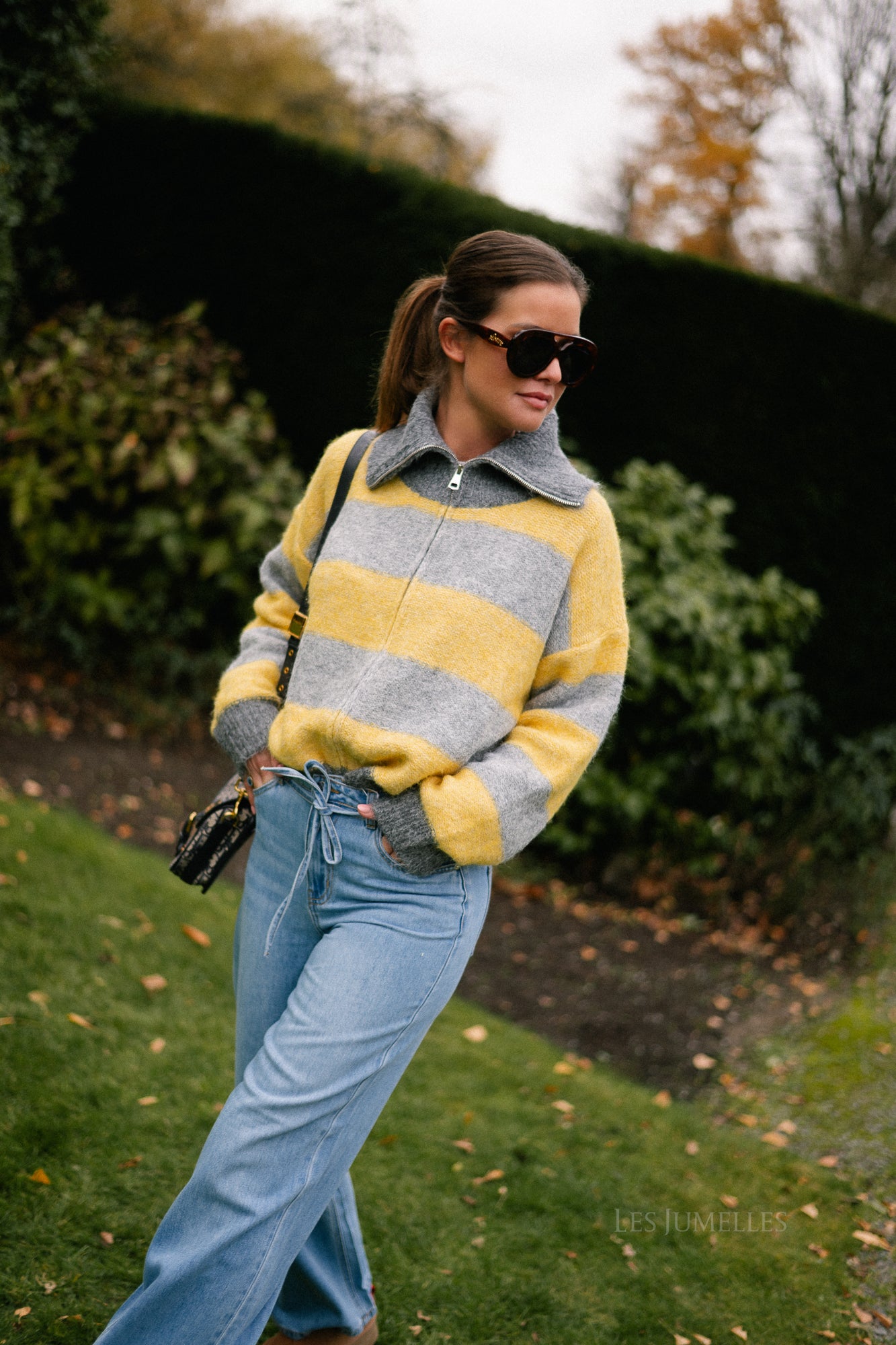 Astrid gestreepte trui grijs/geel