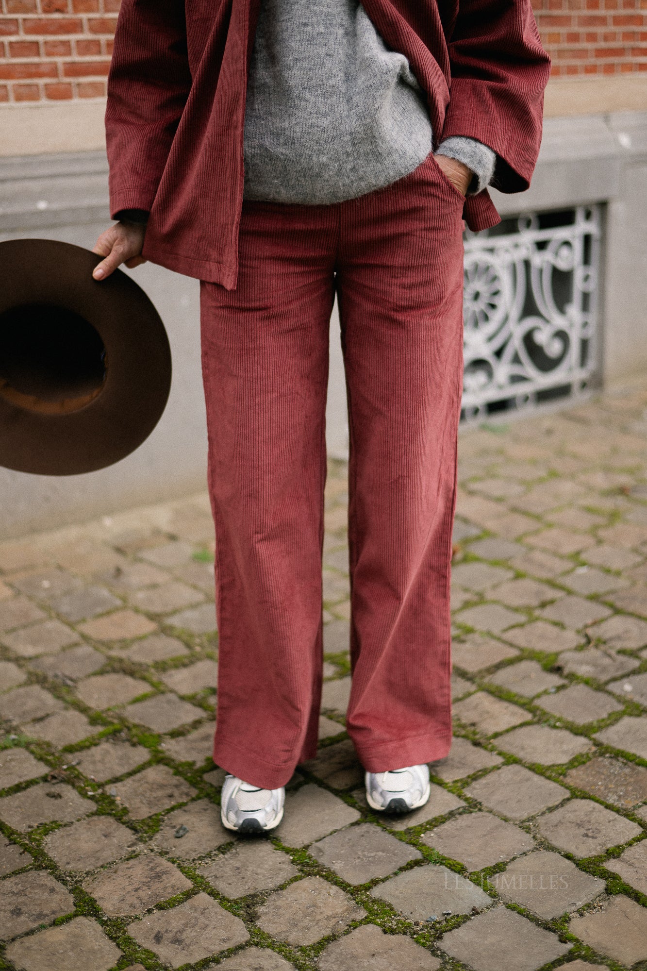Norma wide velvet pants brick – Les Jumelles