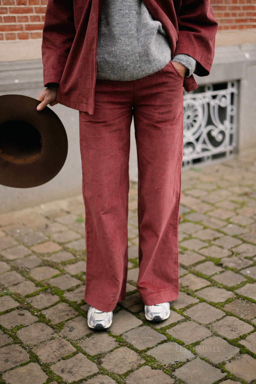 Norma wijde fluwelen broek brick