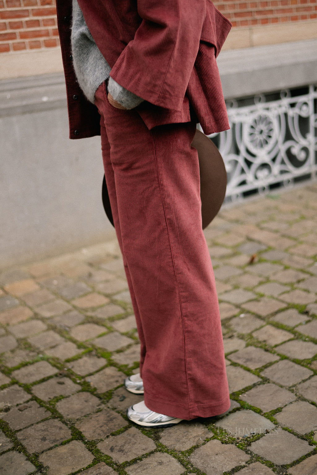 Norma wijde fluwelen broek brick