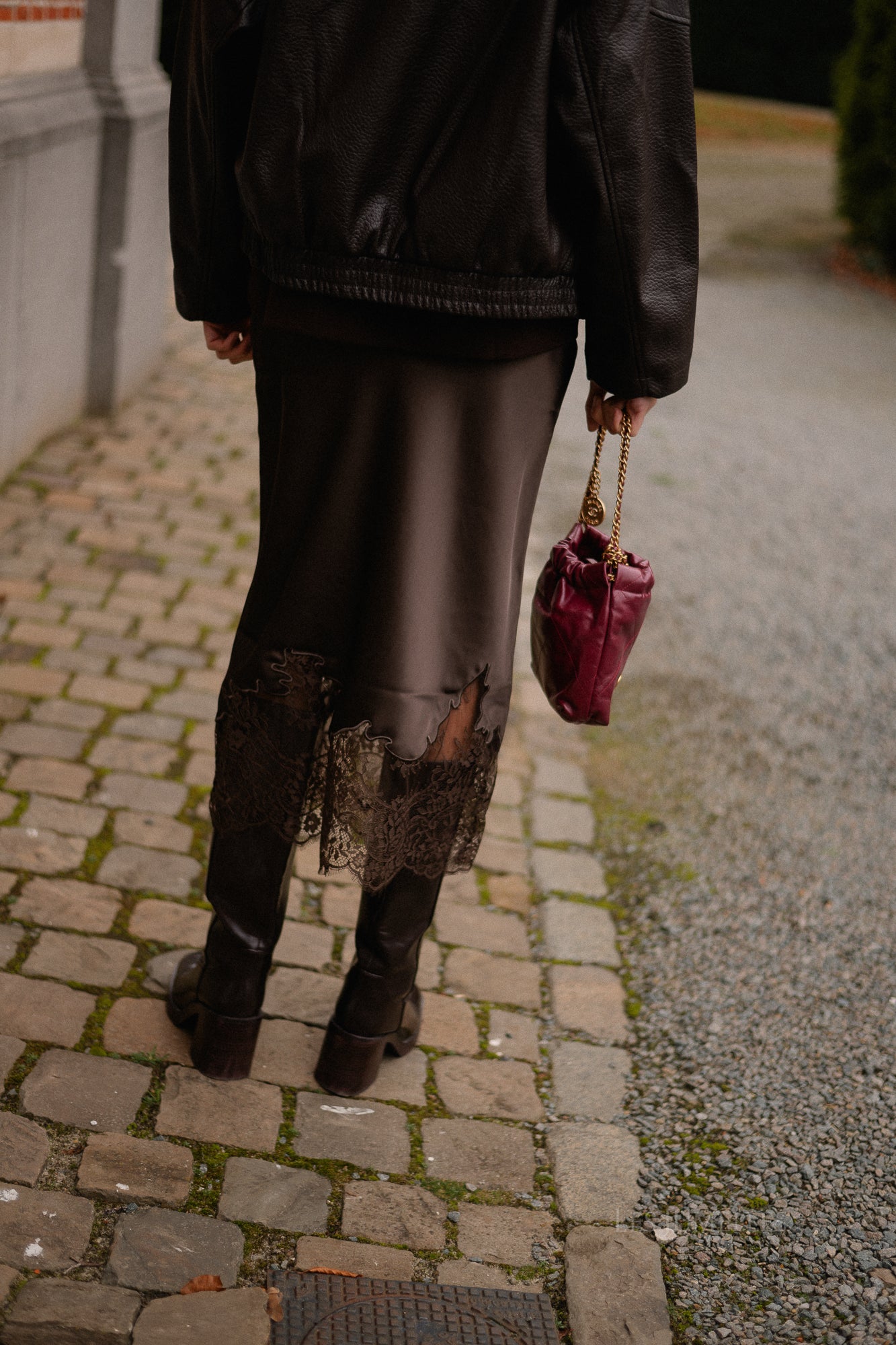 Visabel HW midi rok hot chocolate met kantdetail