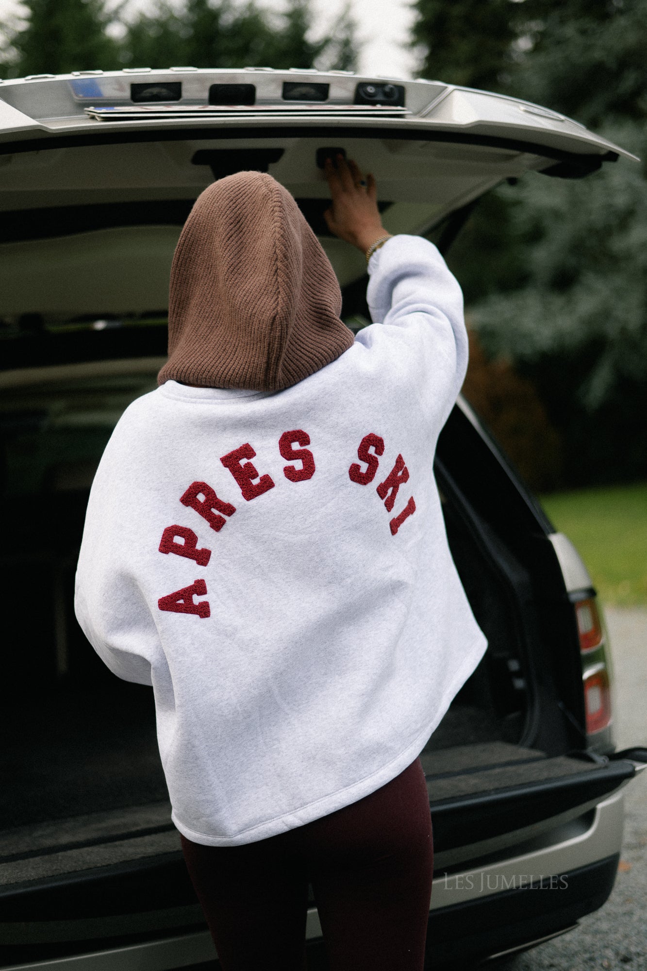 "APRES SKI" sweater lichtgrijs/bordeaux
