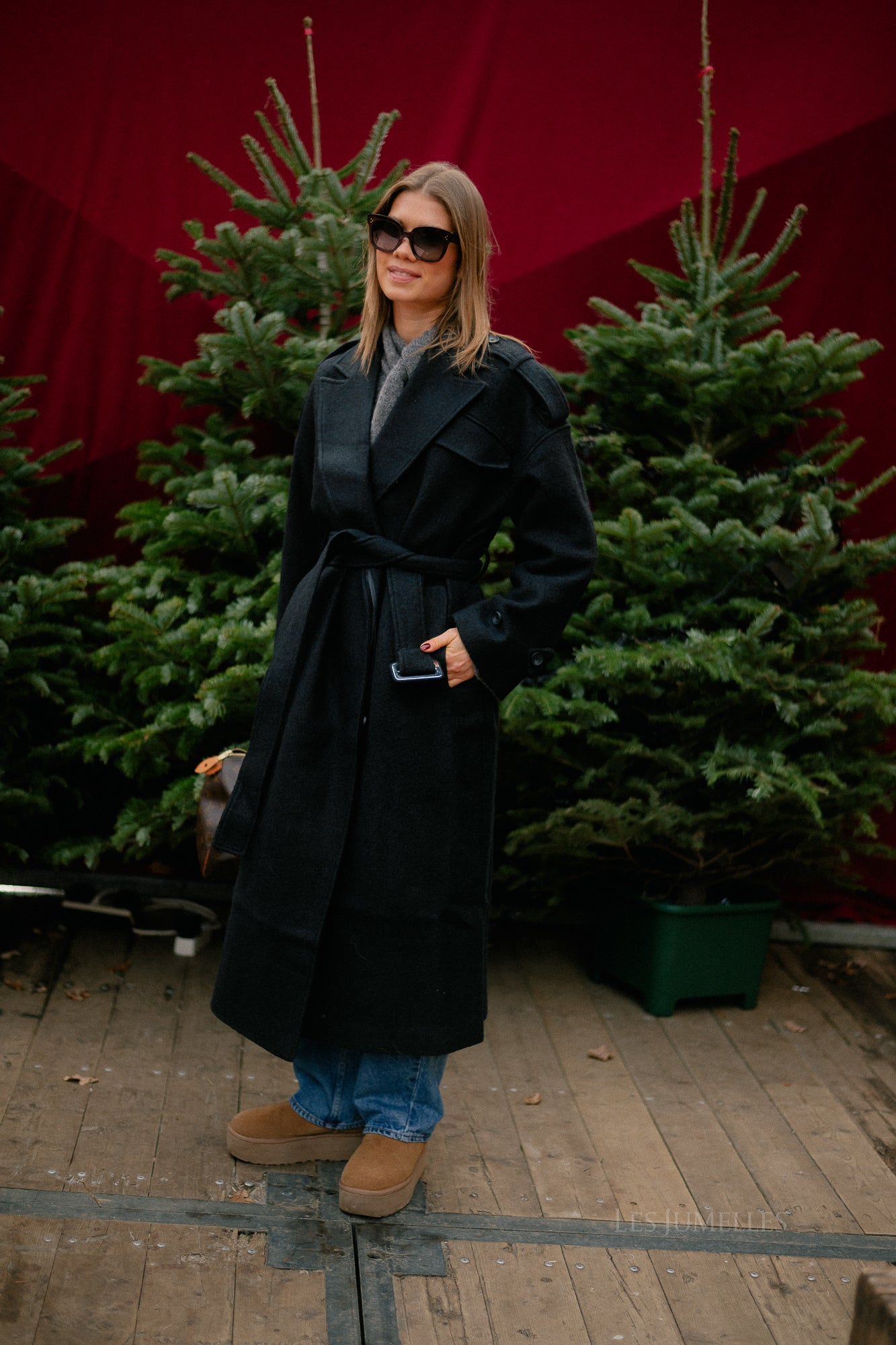 Oversize Eilika Mantel in Schwarz