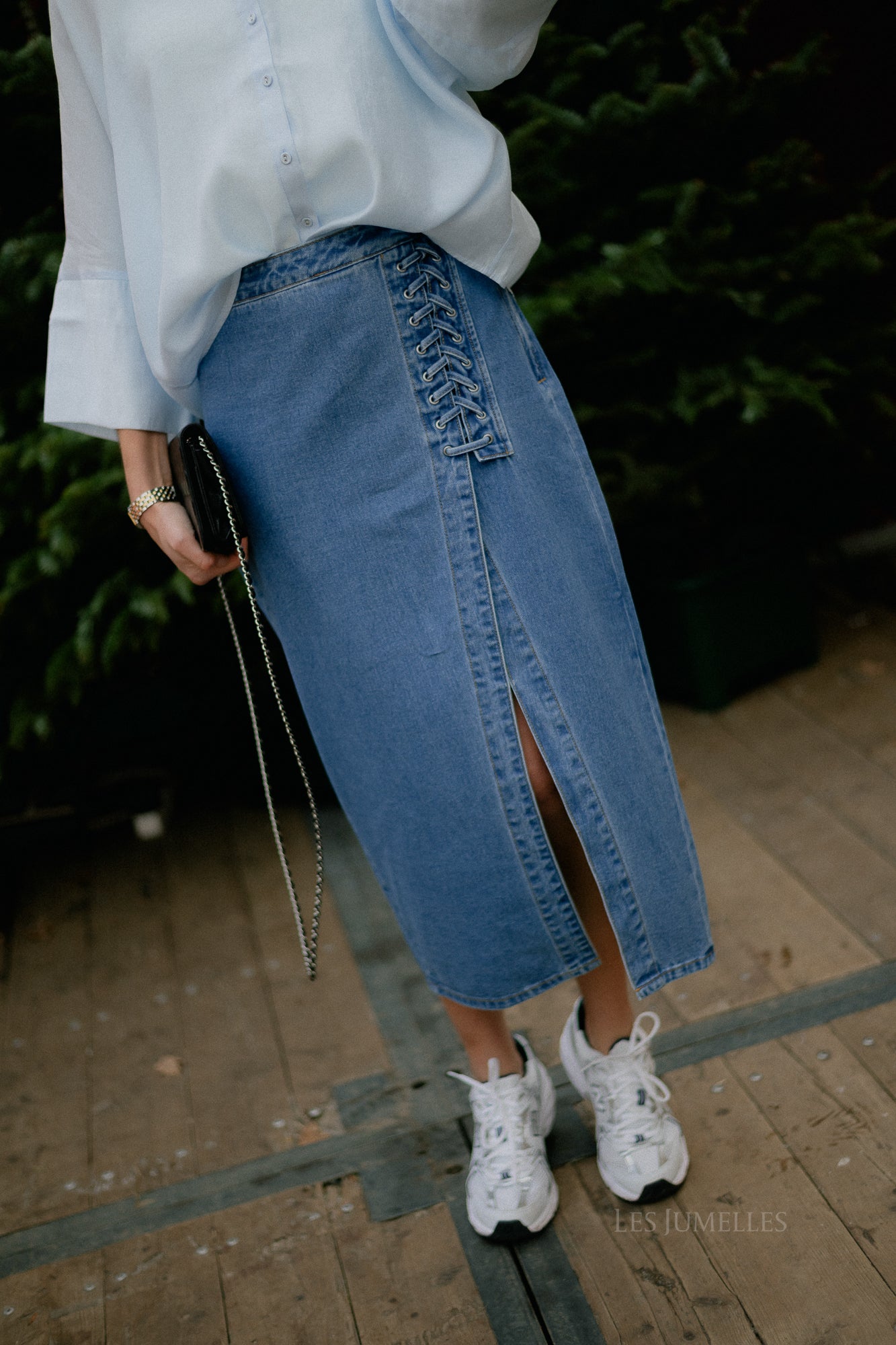 VIGarcia HW lacing detail skirt medium blue denim