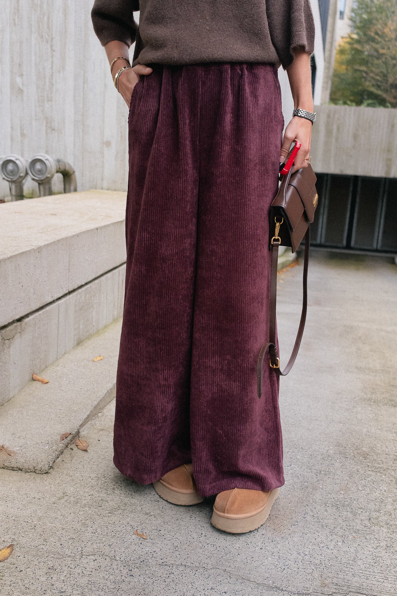 Pantalon en velours Capucine bordeaux