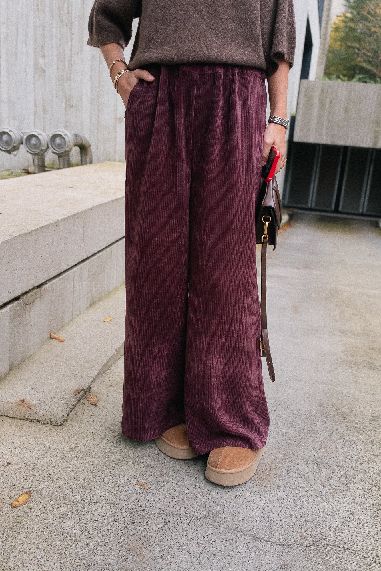 Pantalon en velours Capucine bordeaux