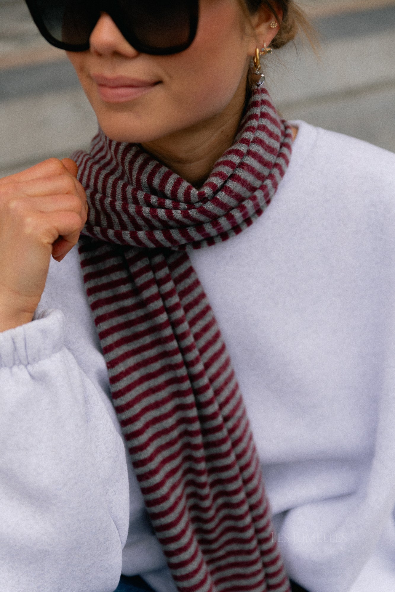 Écharpe rayée Florence gris/bordeaux