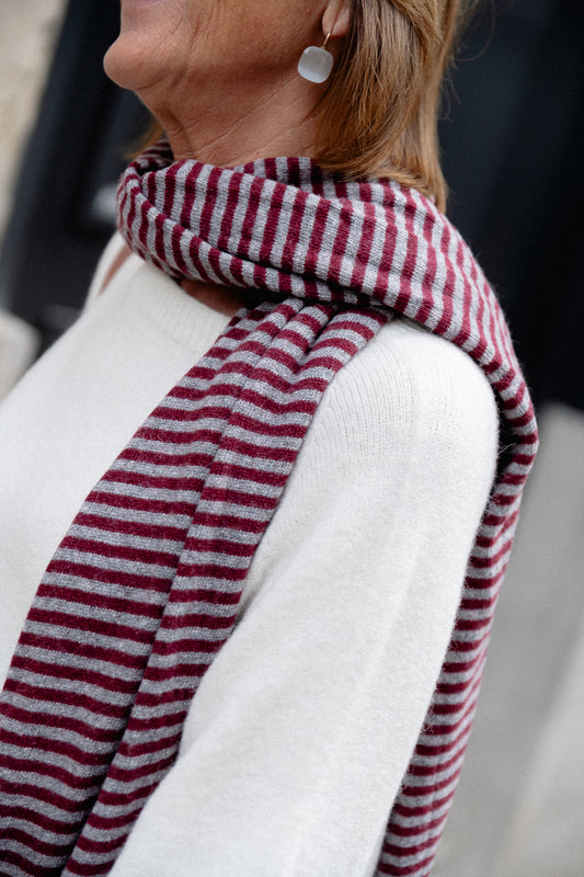 Les Jumelles Florence striped scarf grey/burgundy