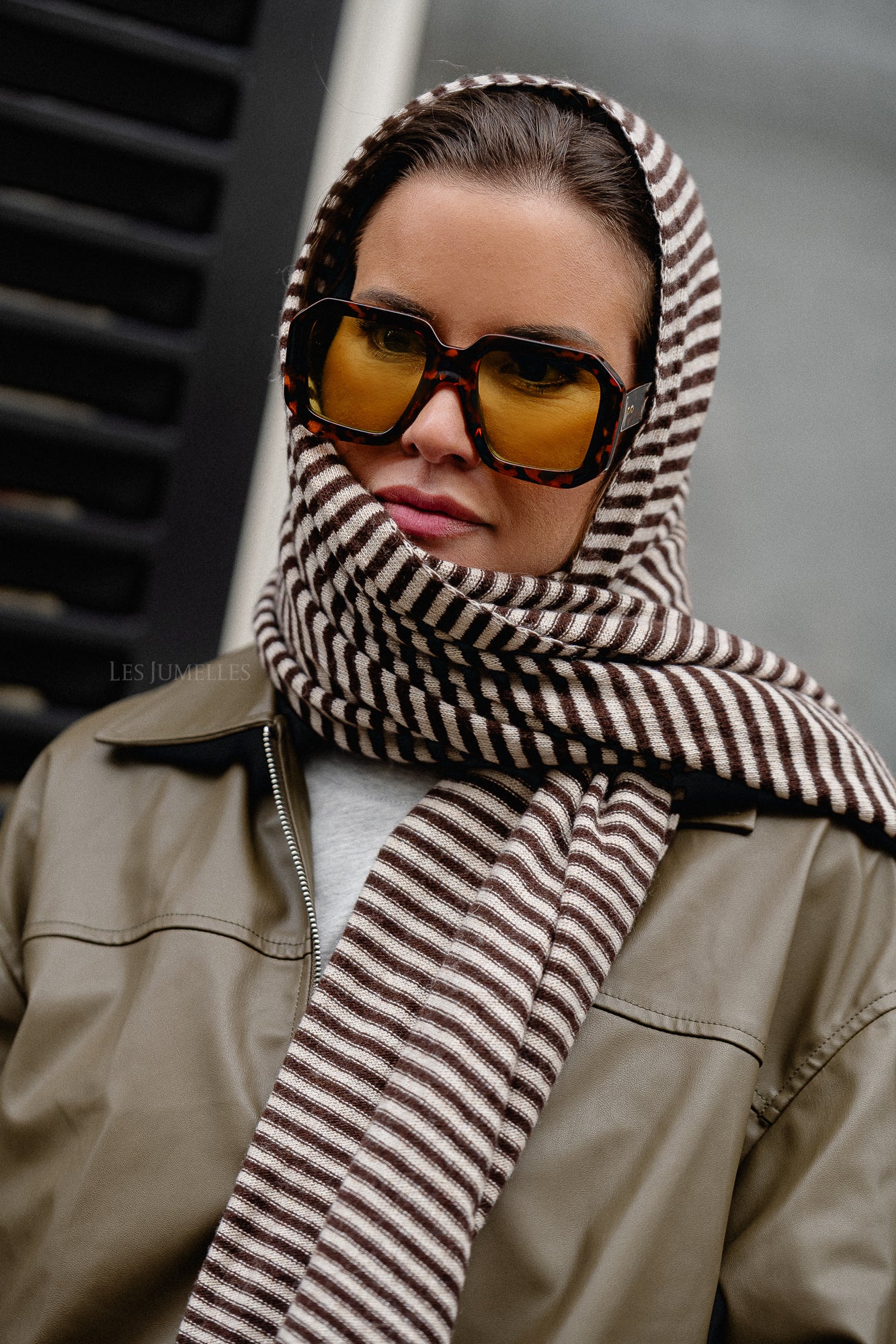 Florence striped scarf ecru/hot chocolate