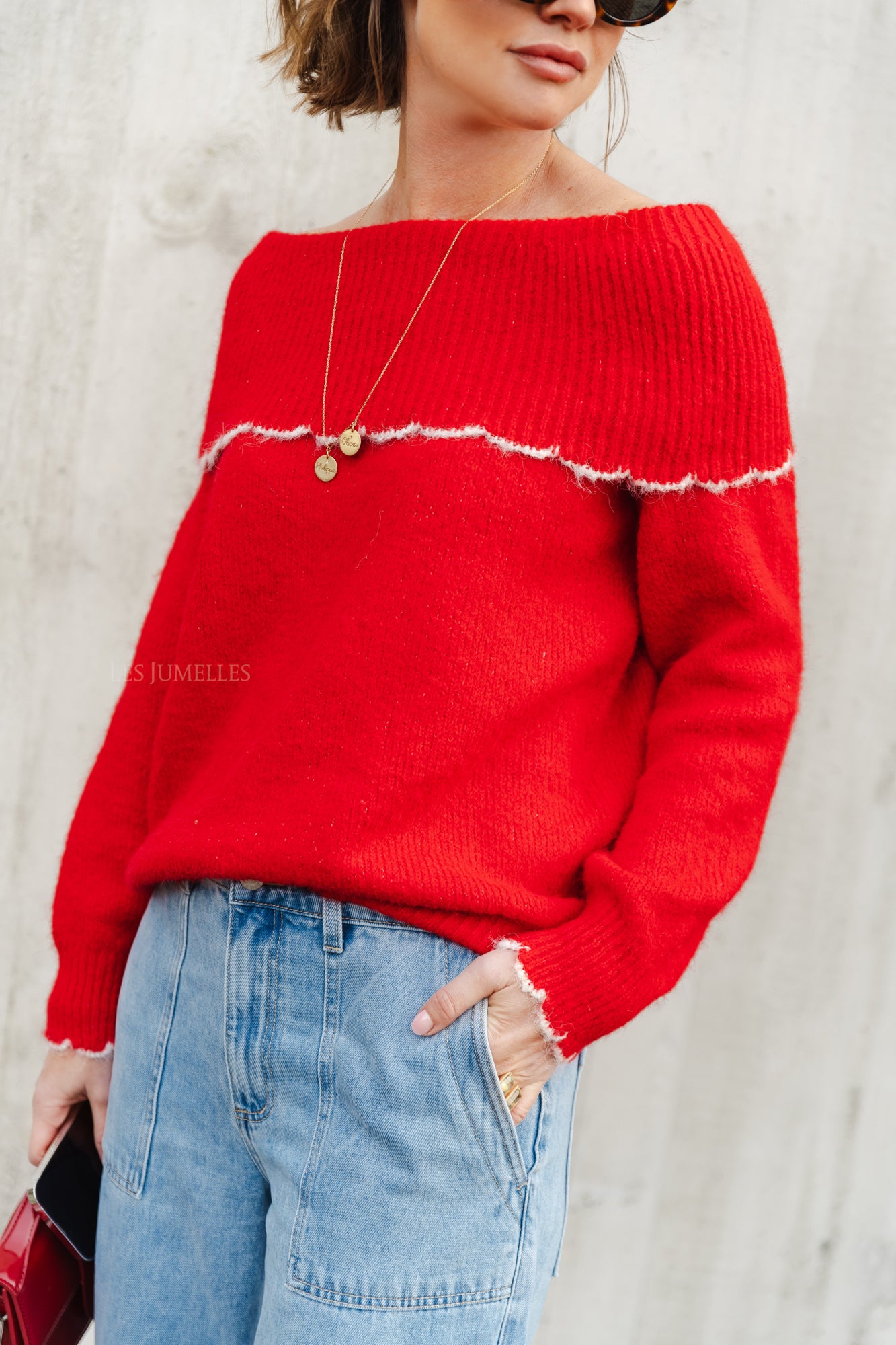 Paulien off shoulder jumper red Les Jumelles