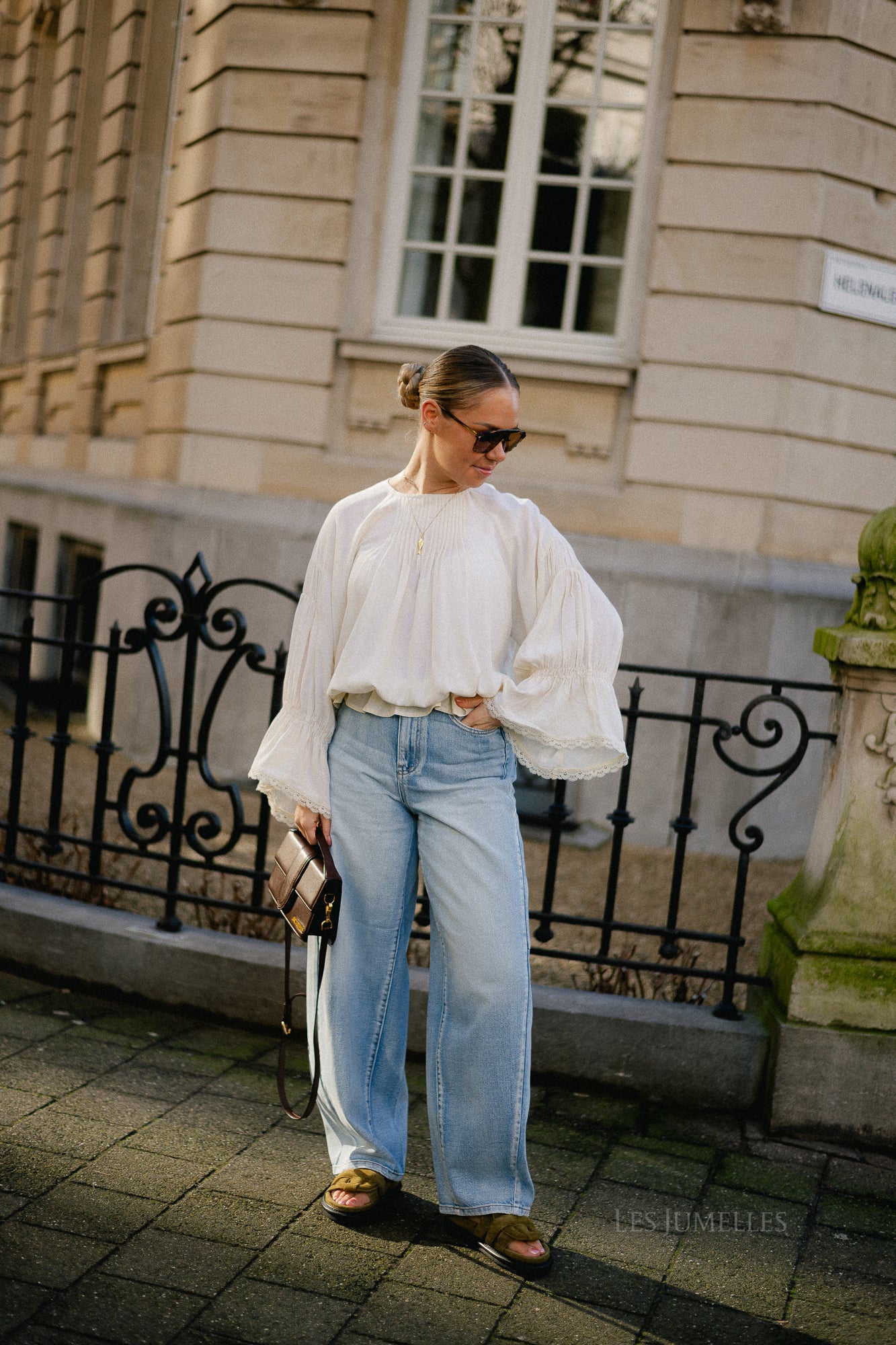 Last blouse off white