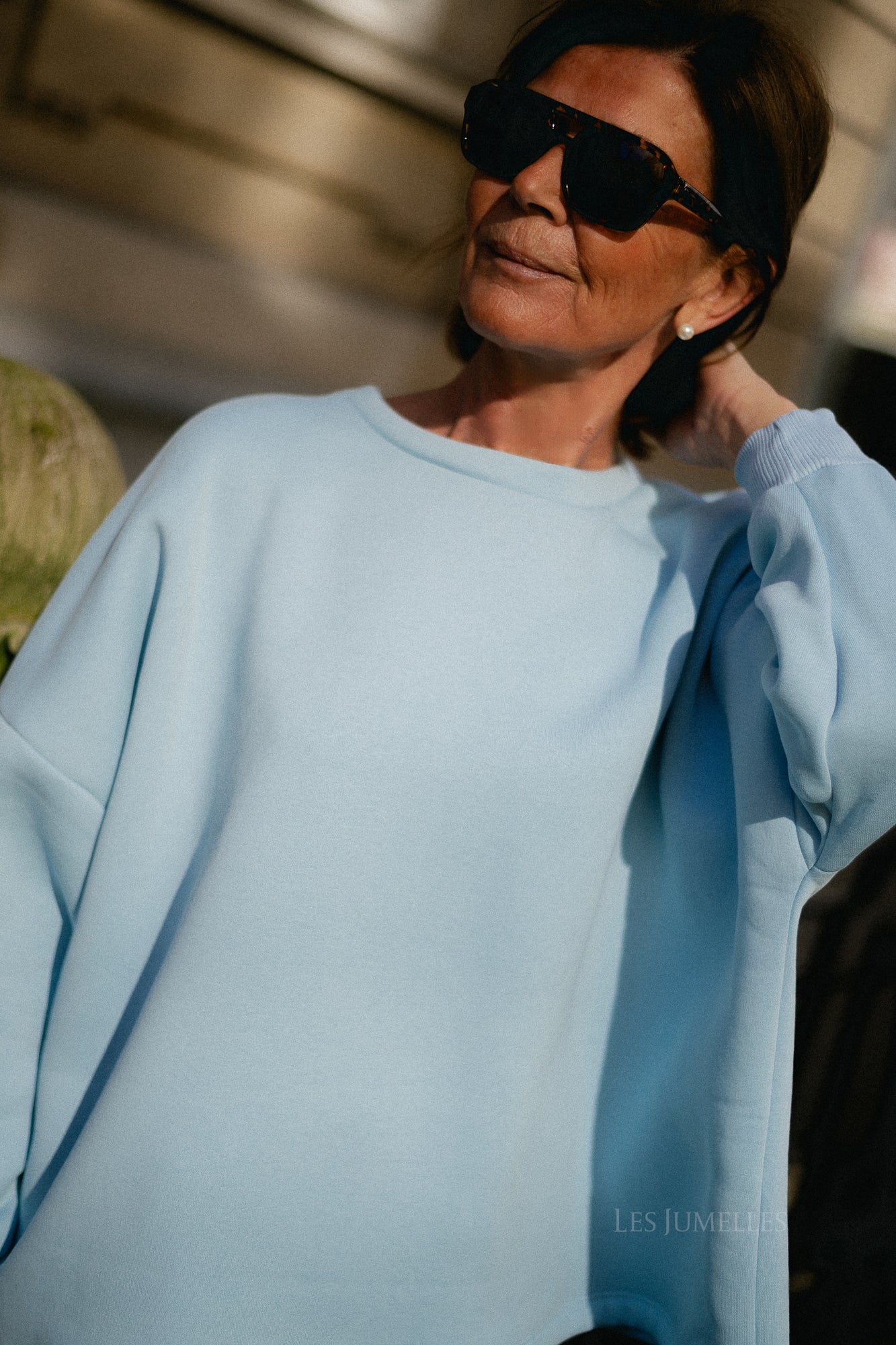 Embroidered MOMMY sweater - baby blue/viola print