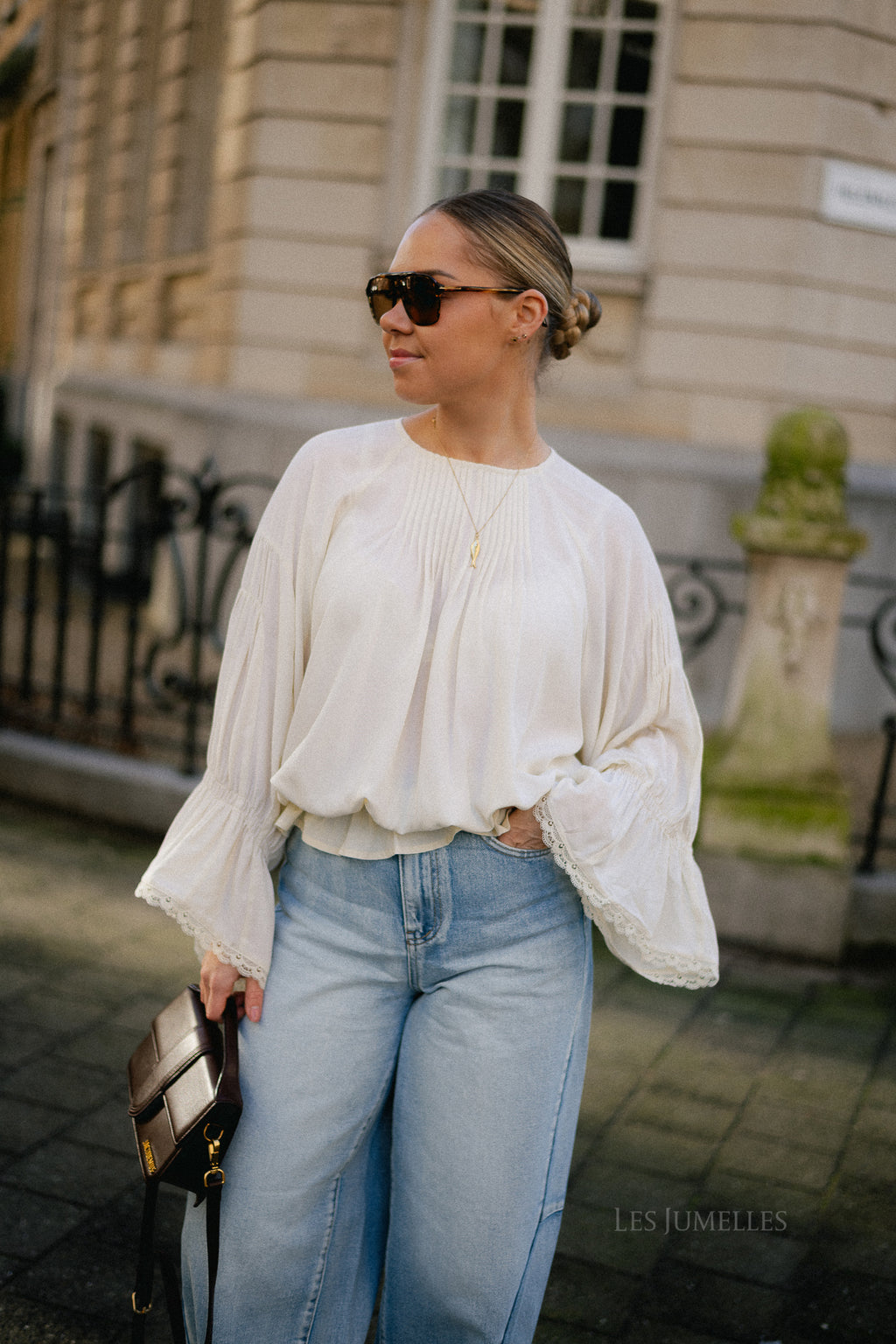 Last blouse off white