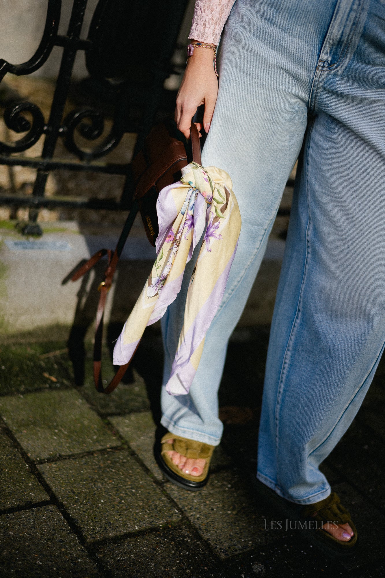 Cammi flower scarf multicolor