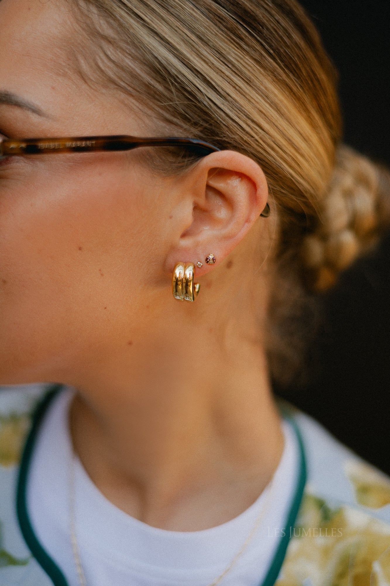 Double huggie earrings gold