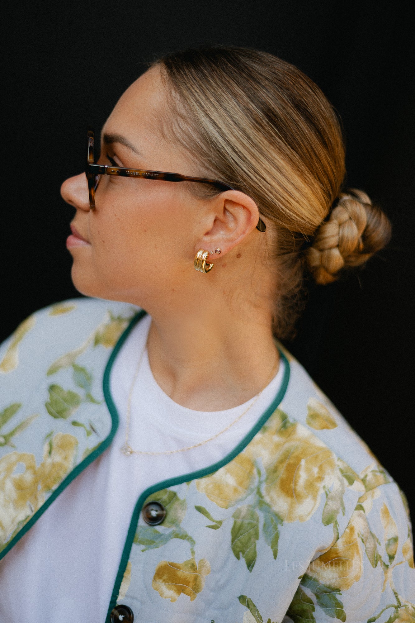 Double huggie earrings gold