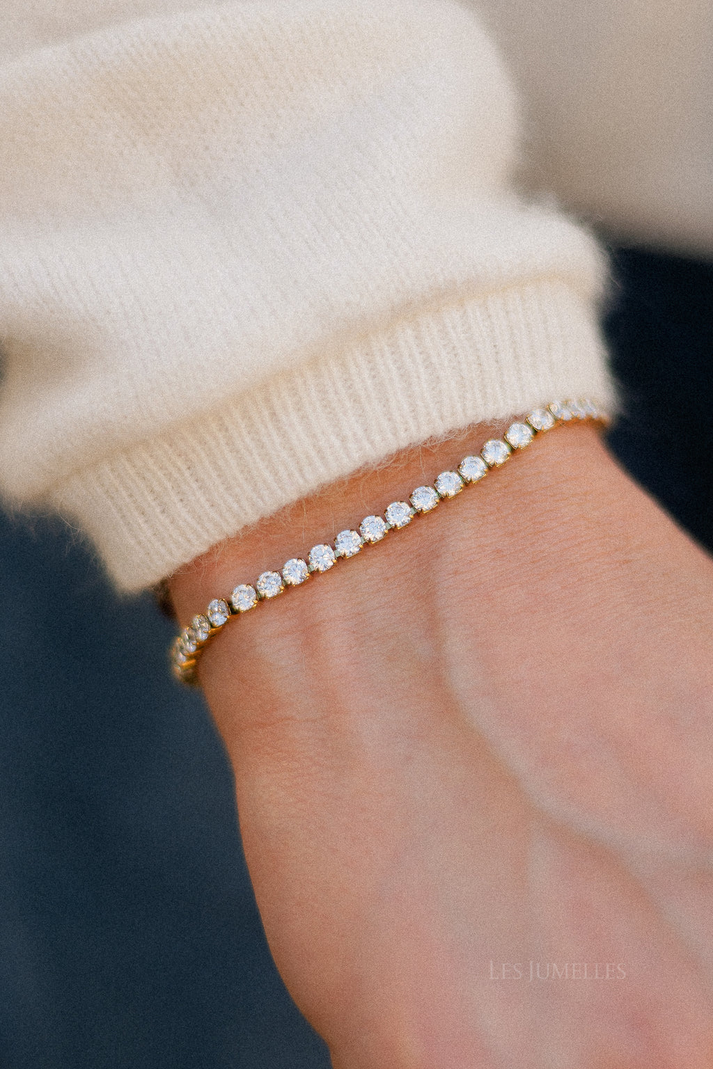 Classic tennis bracelet gold