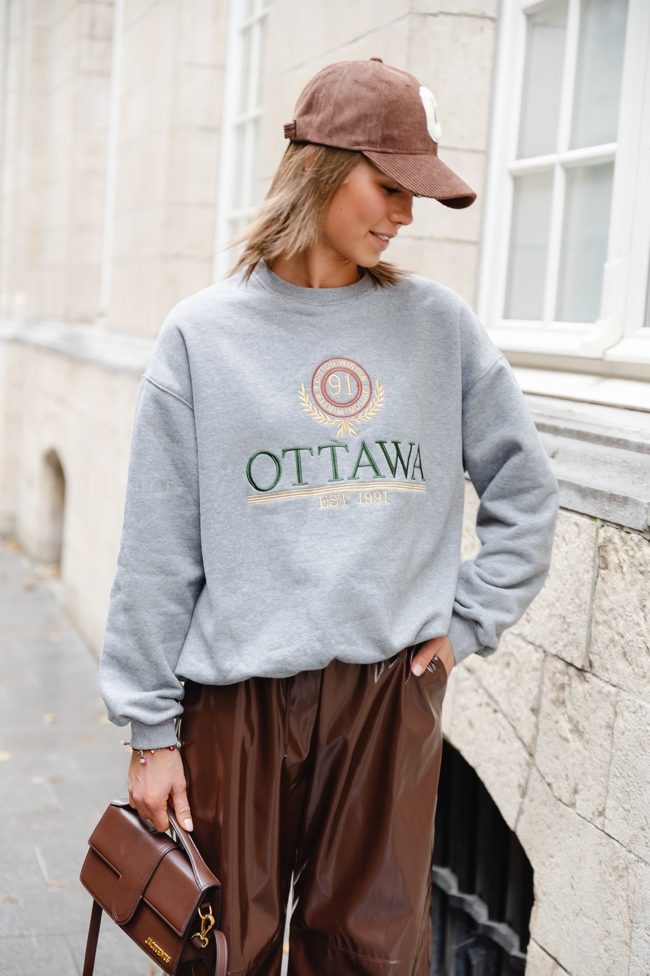 Ottawa city sweater grey