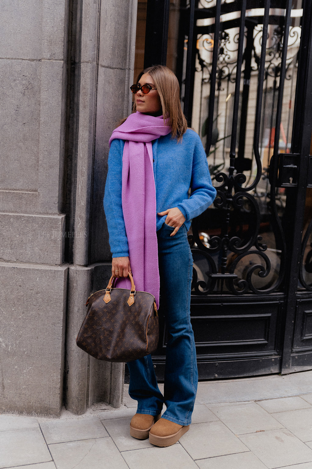 Noa scarf fondant pink