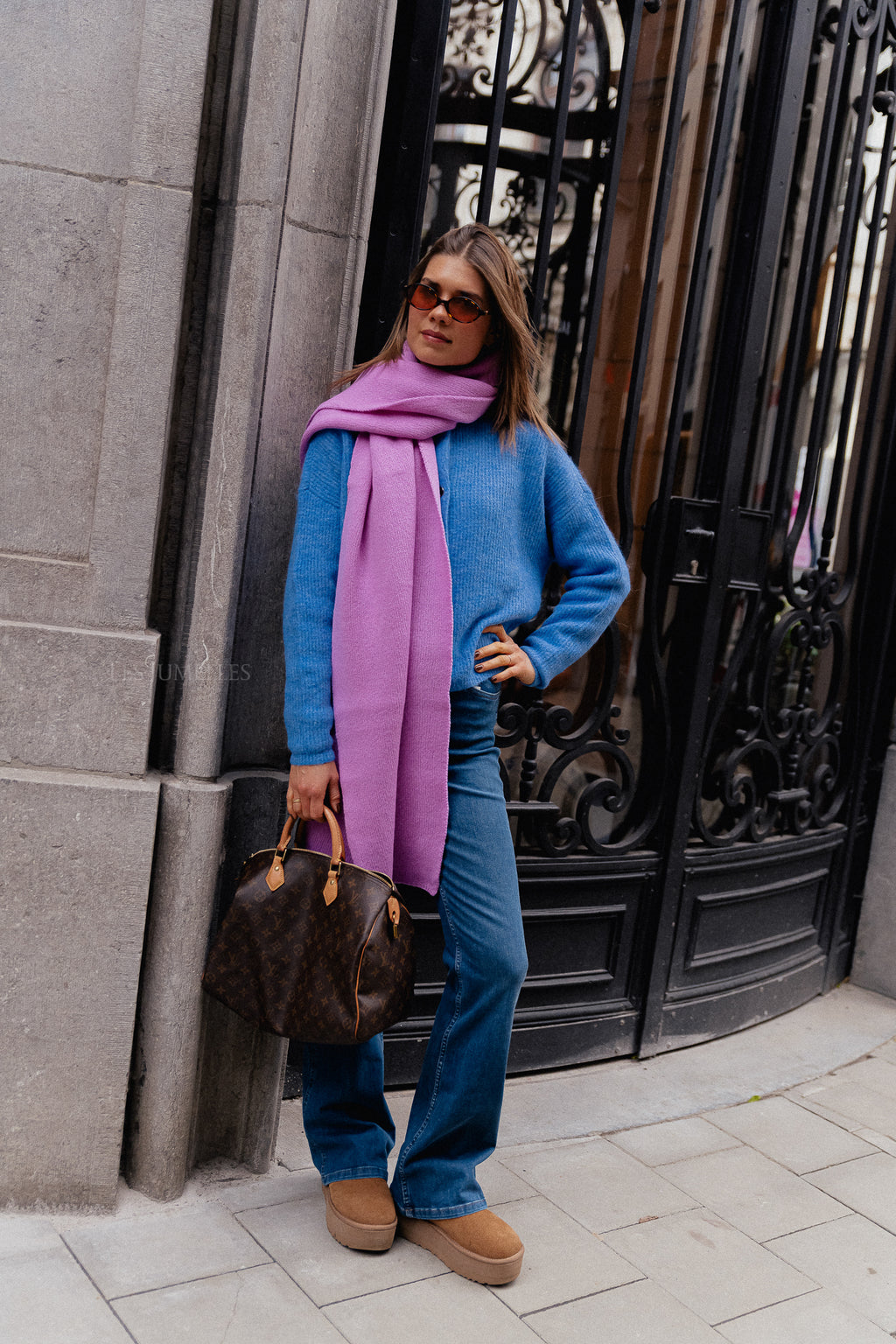 Noa scarf fondant pink