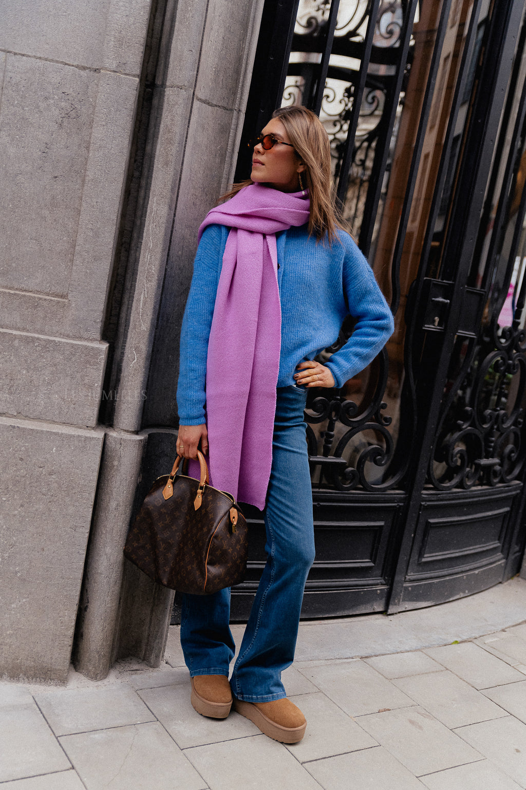Noa scarf fondant pink
