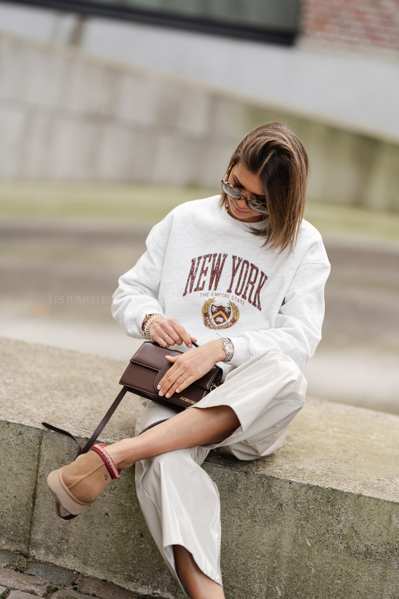 New York sweater light grey