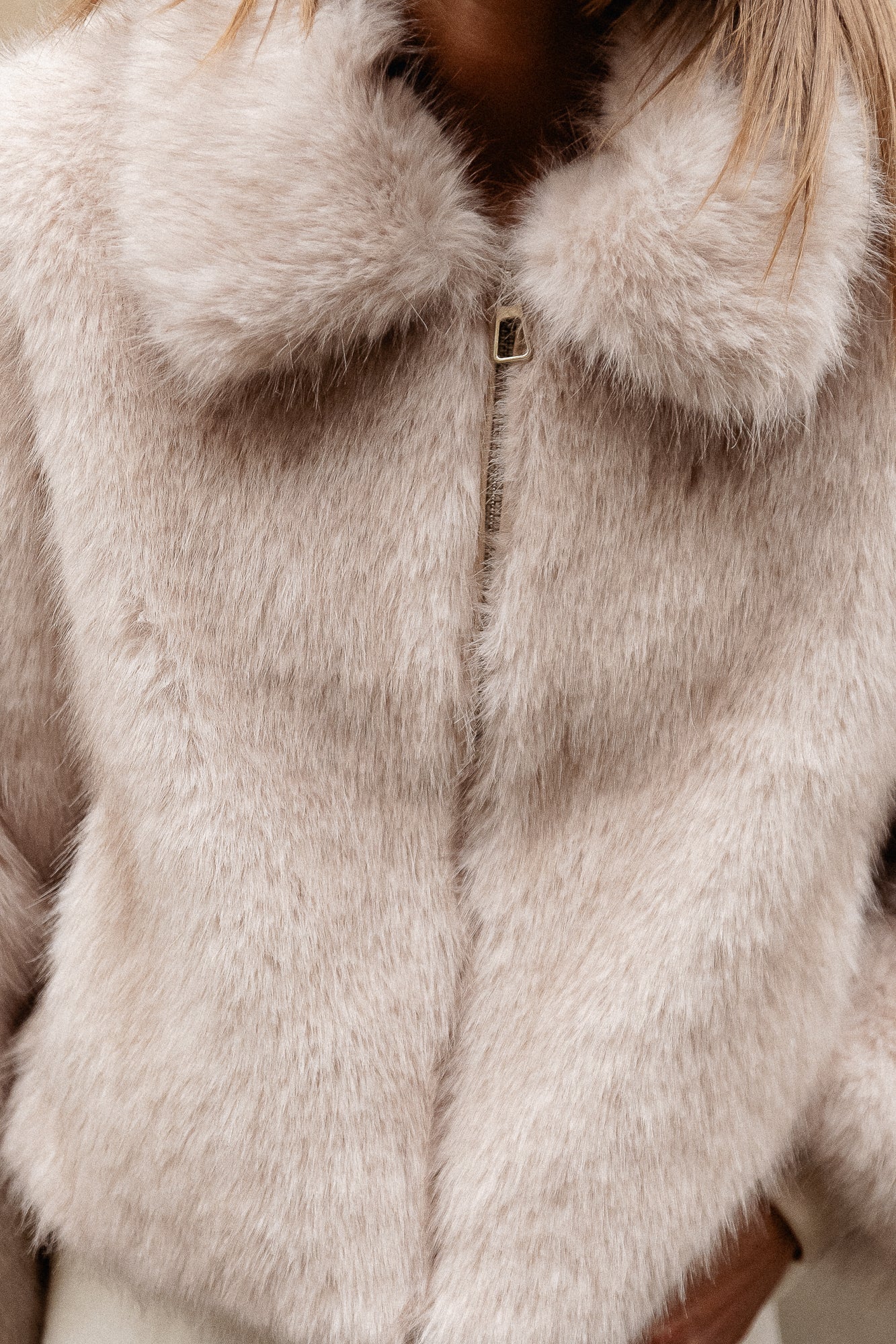 Grace faux fur coat beige