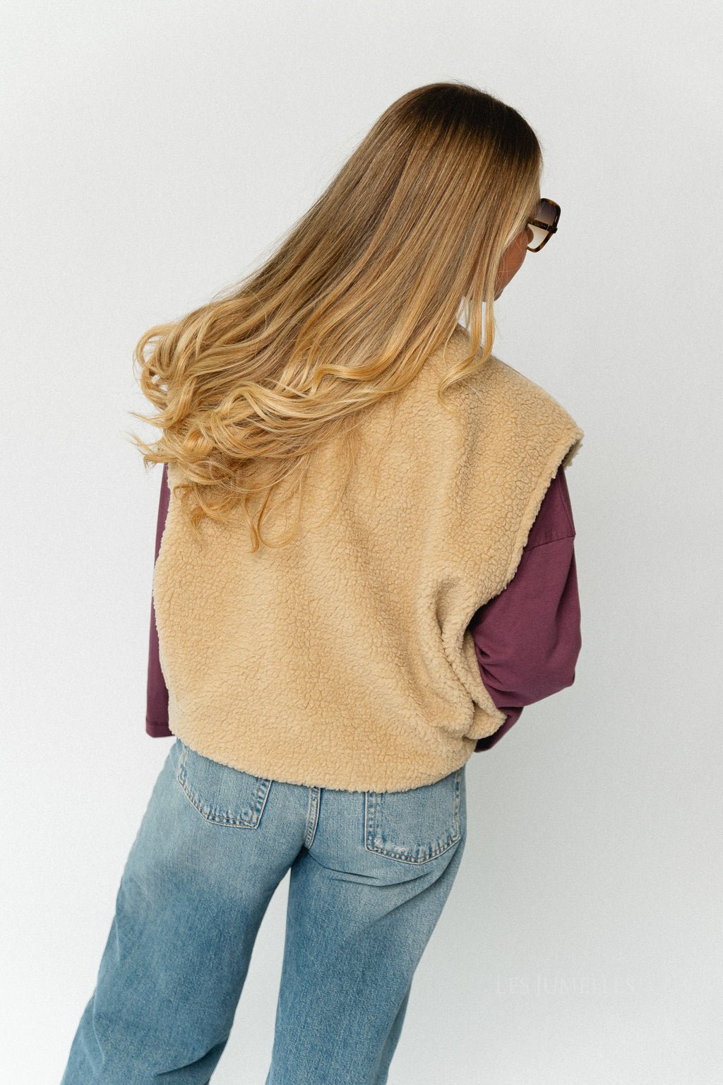 Axelle sleeveless jacket beige