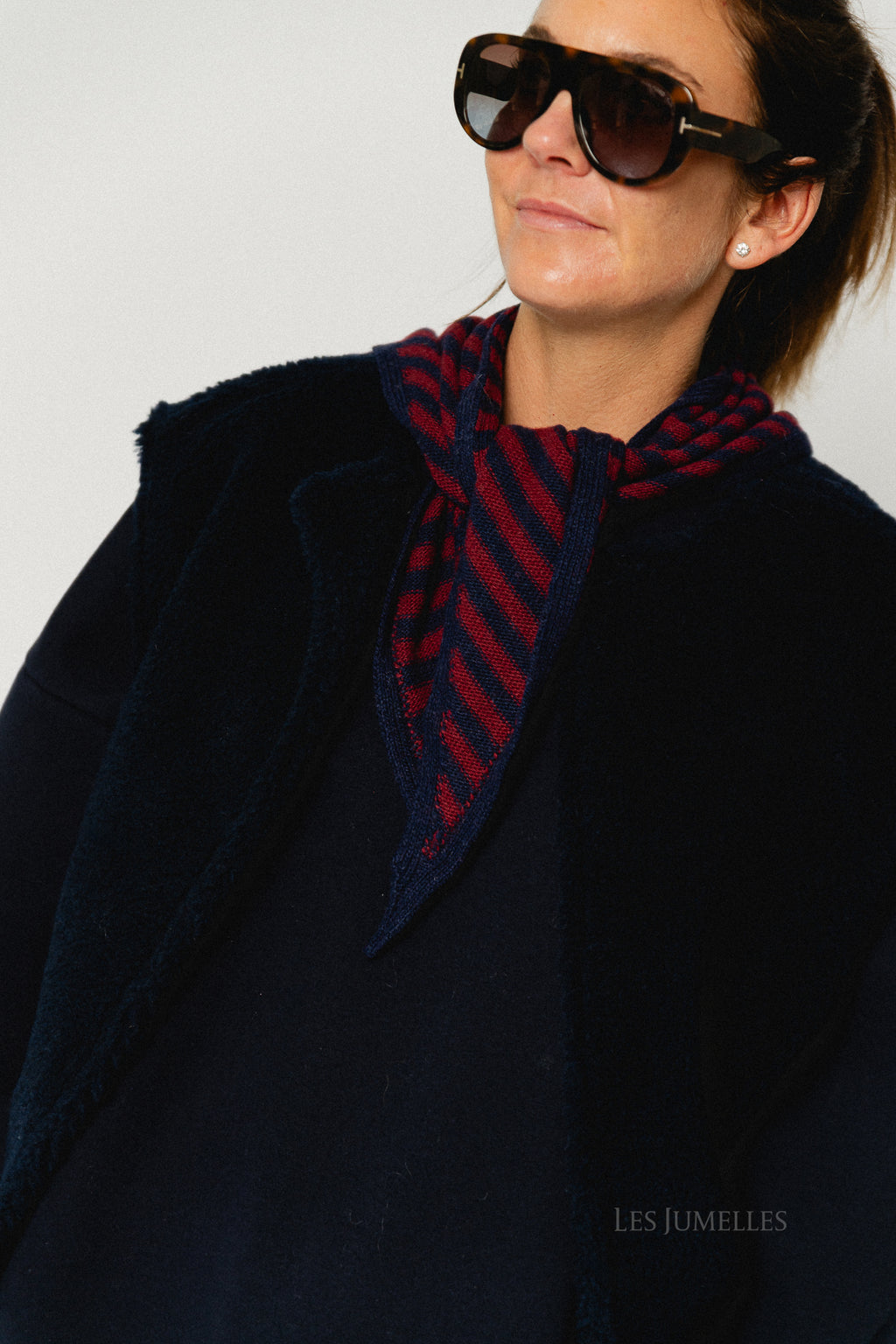 Susie striped triangle scarf - navy blue/burgundy