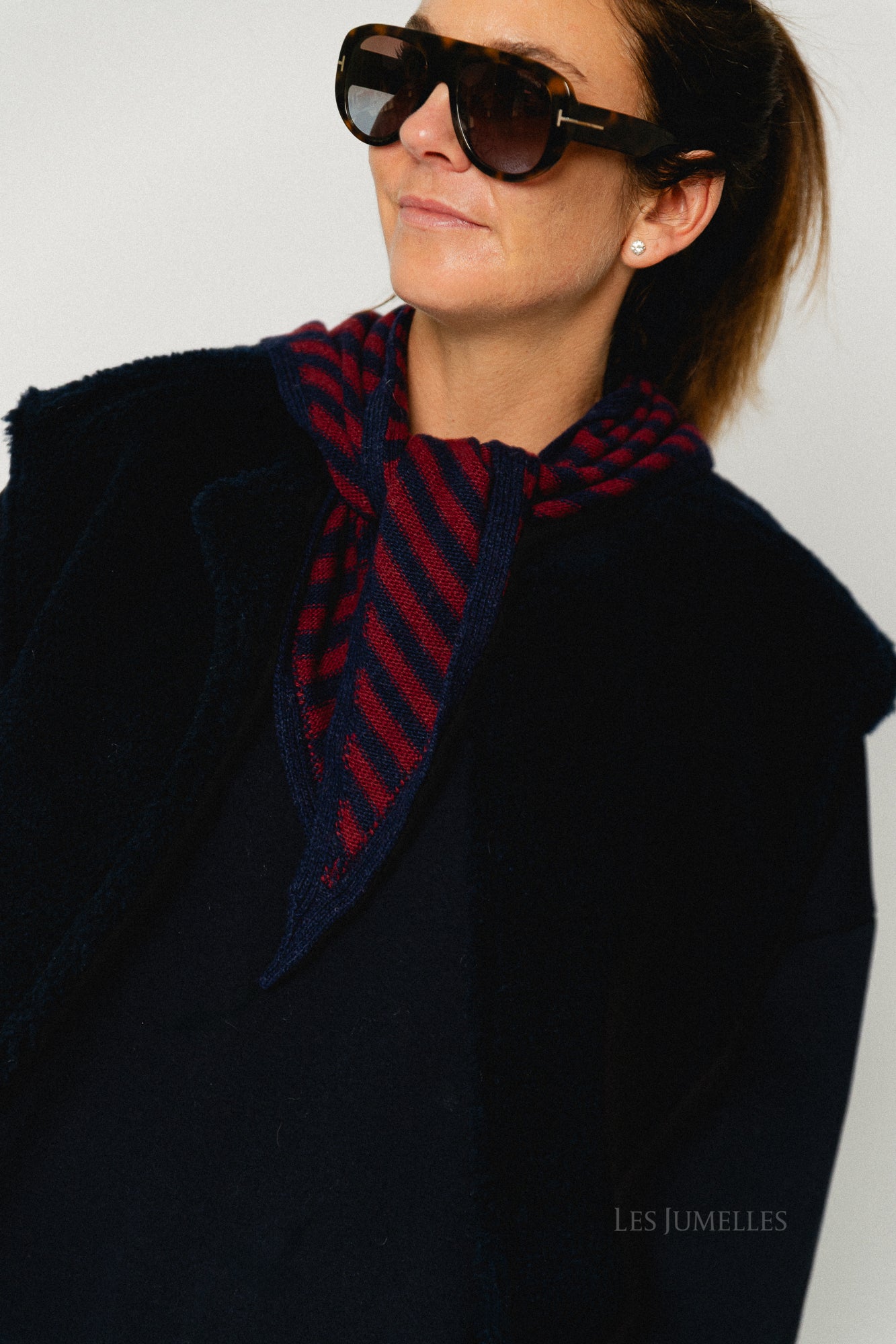 Susie striped triangle scarf - navy blue/burgundy