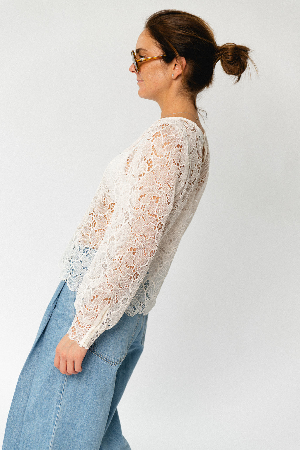 VIRhea O-neck L/S lace top cloud dancer
