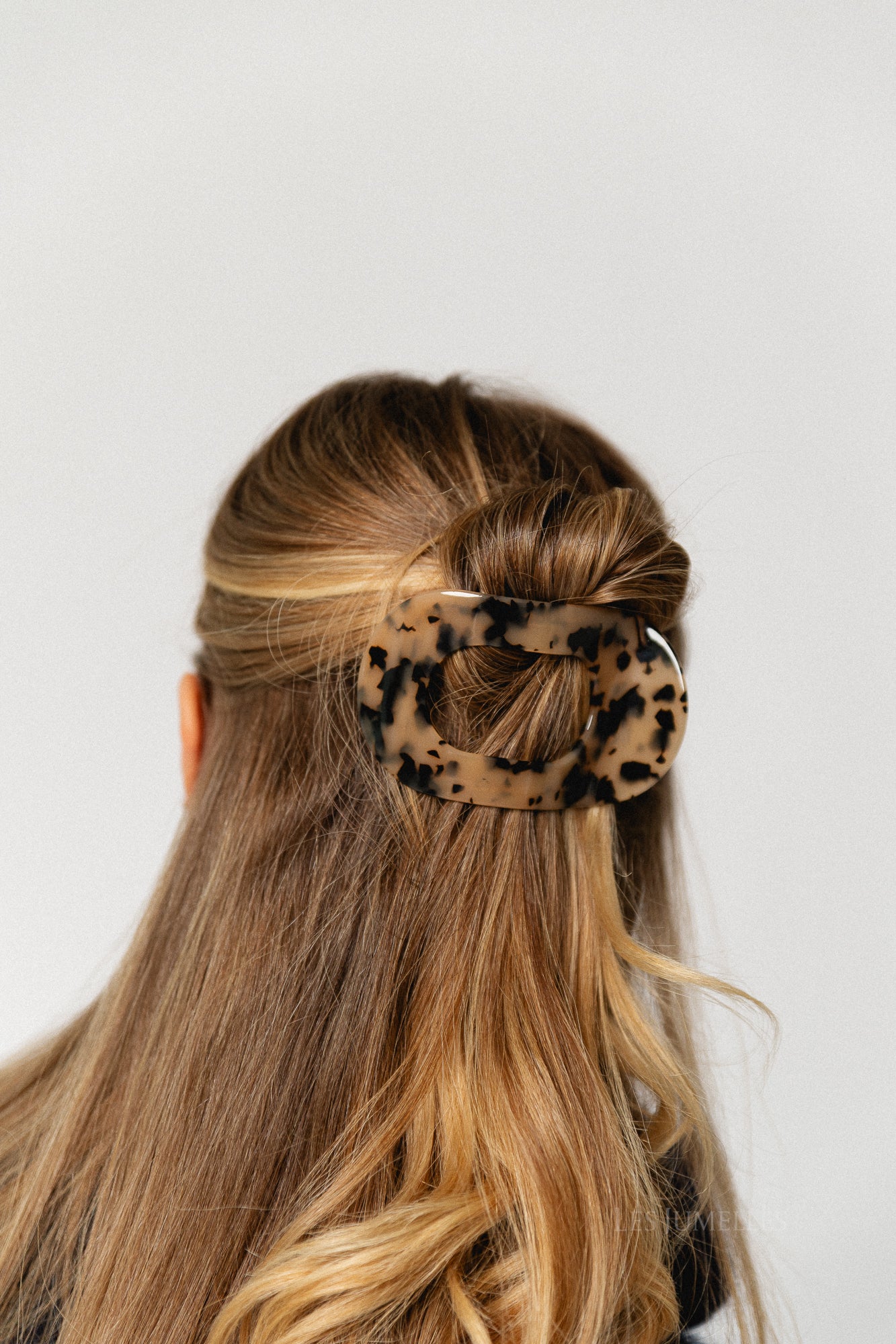 Flat hairclip tortoise - beige