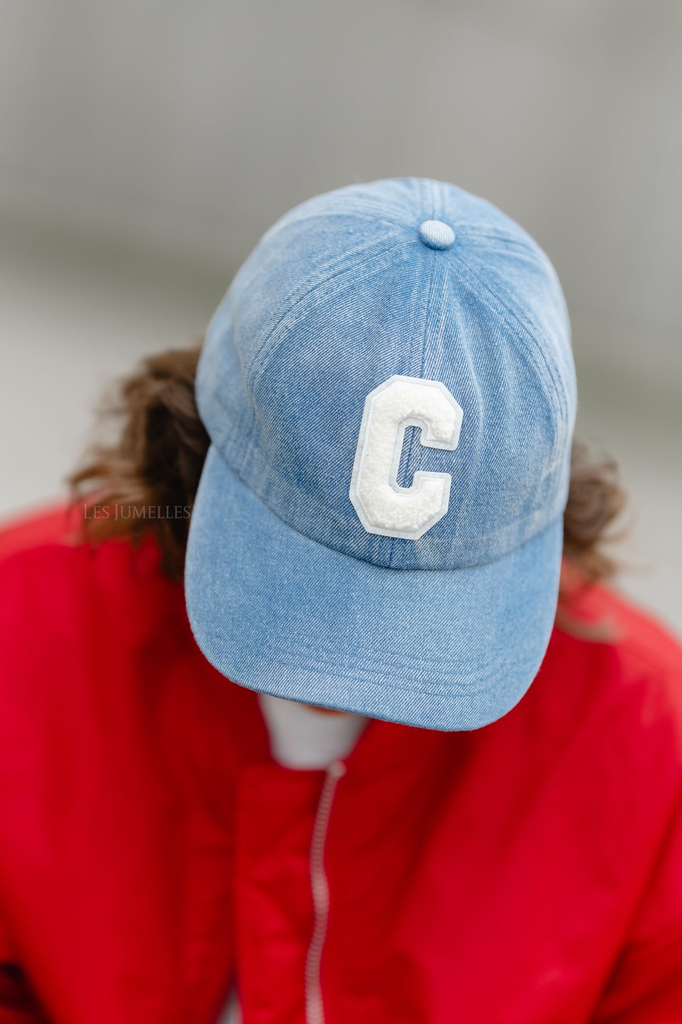 'C'-cap jeansblauw