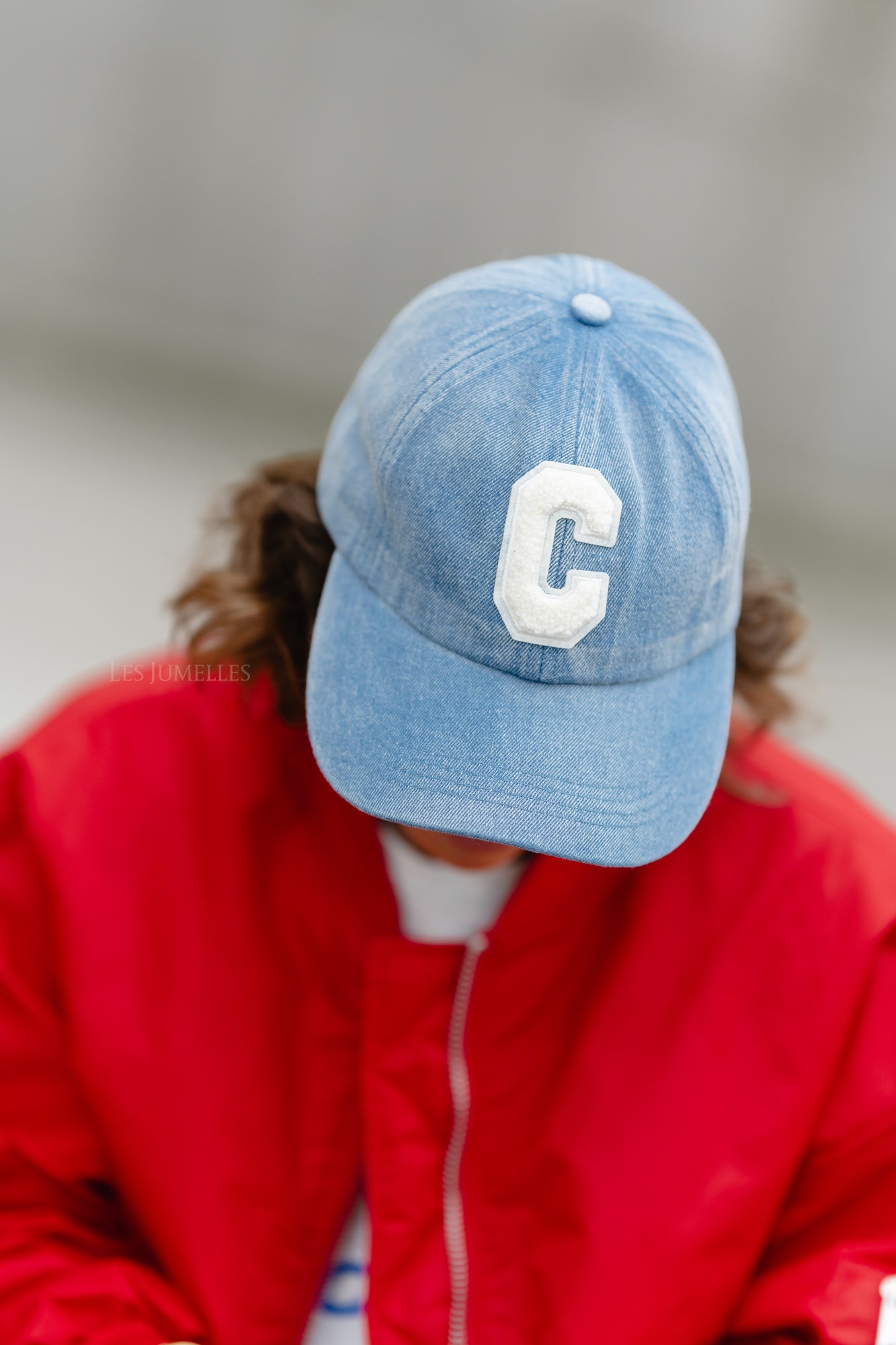 'C'-cap jeansblauw