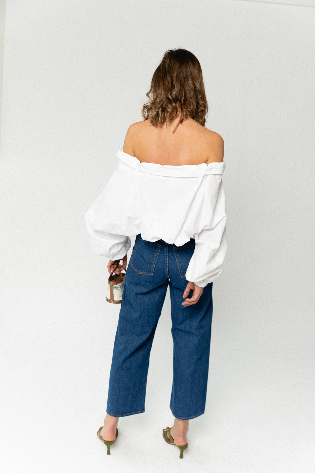 Isaline off-shoulder blouse white