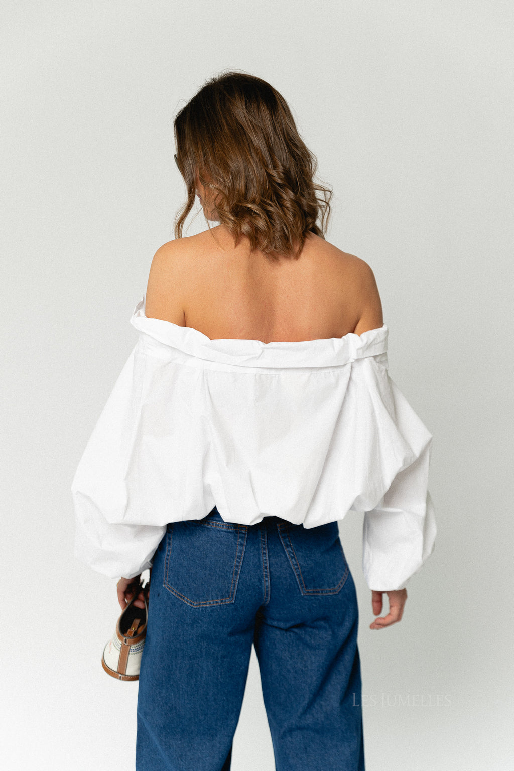 Isaline off-shoulder blouse white