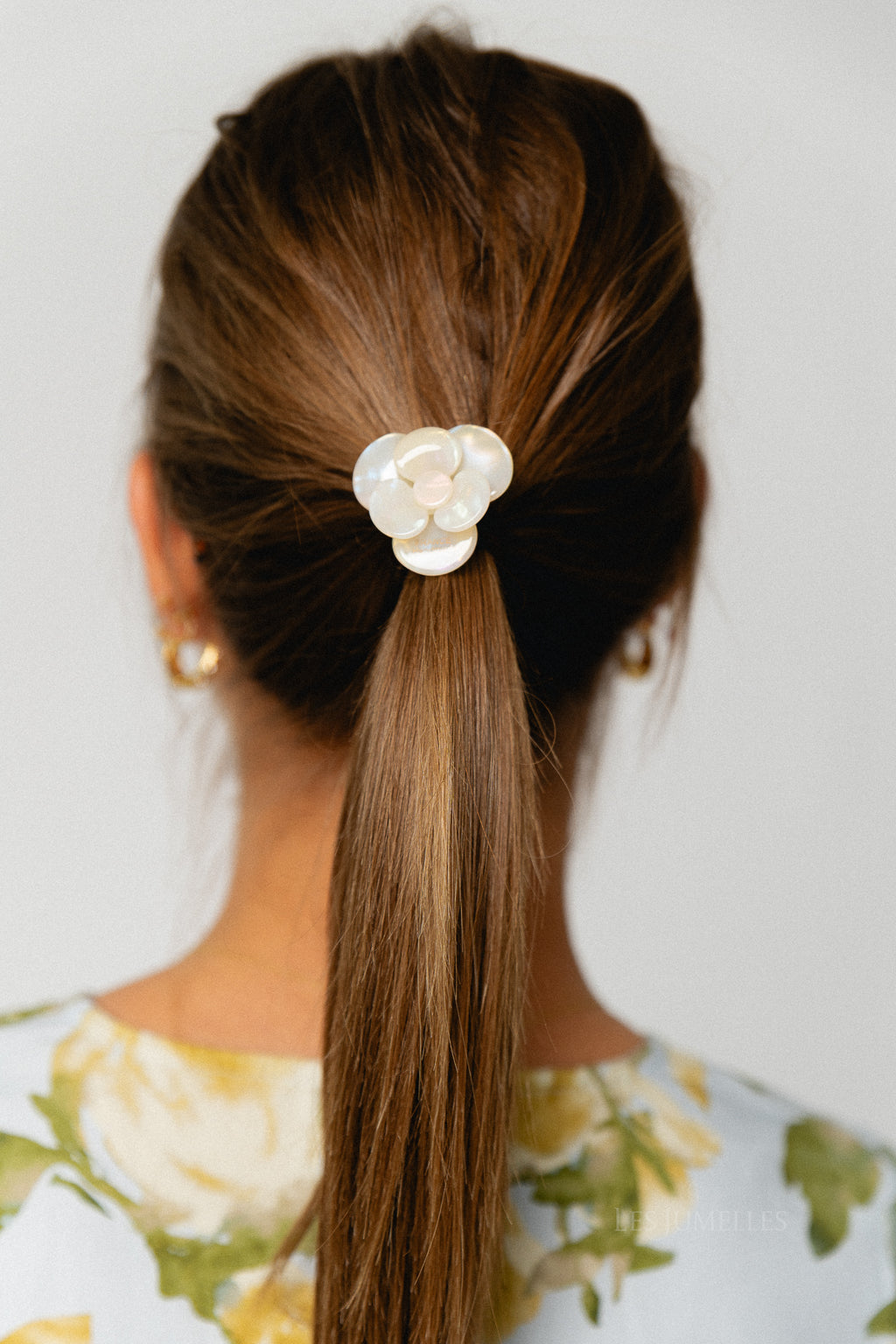 Flower hairtie tortoise - pearl
