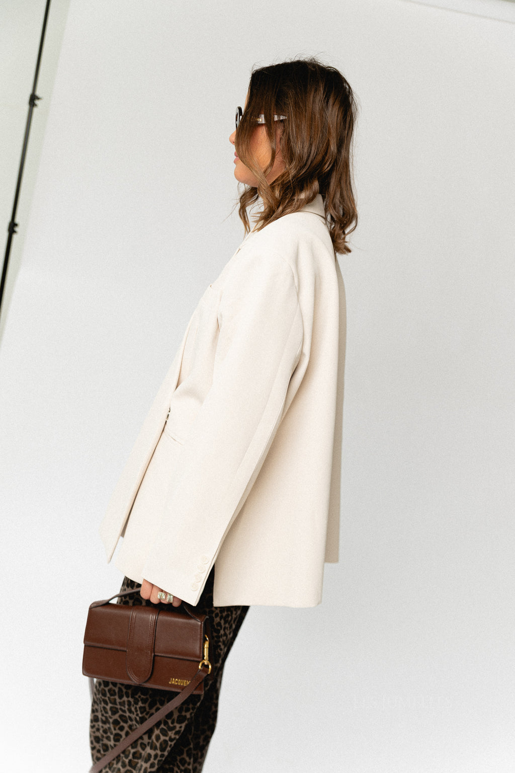 Chloe Oversized-Blazer in Eierschale