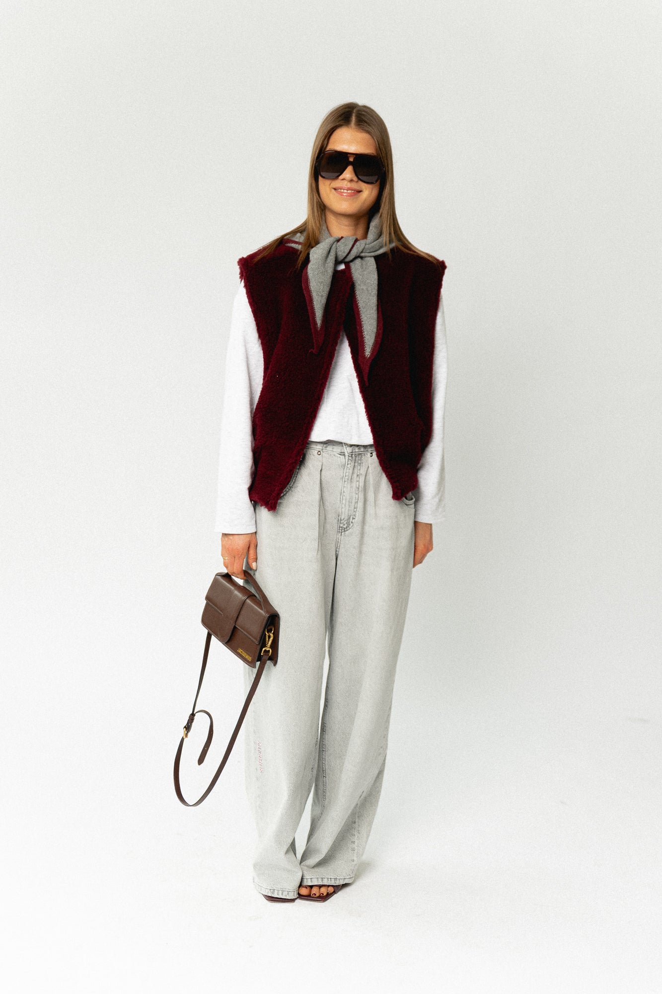 Axelle sleeveless jacket burgundy