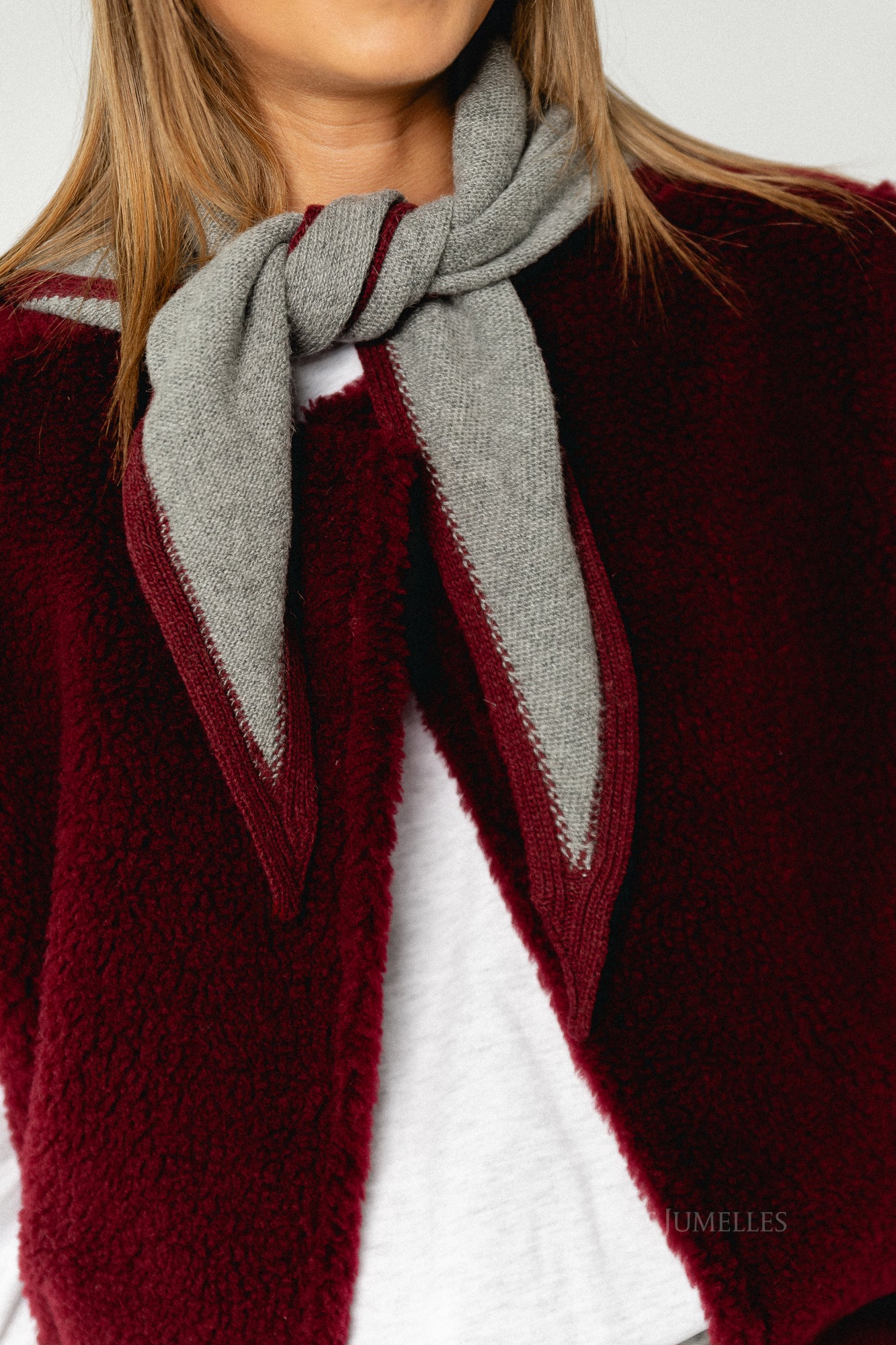 Emma Rose triangle scarf - grey/burgundy