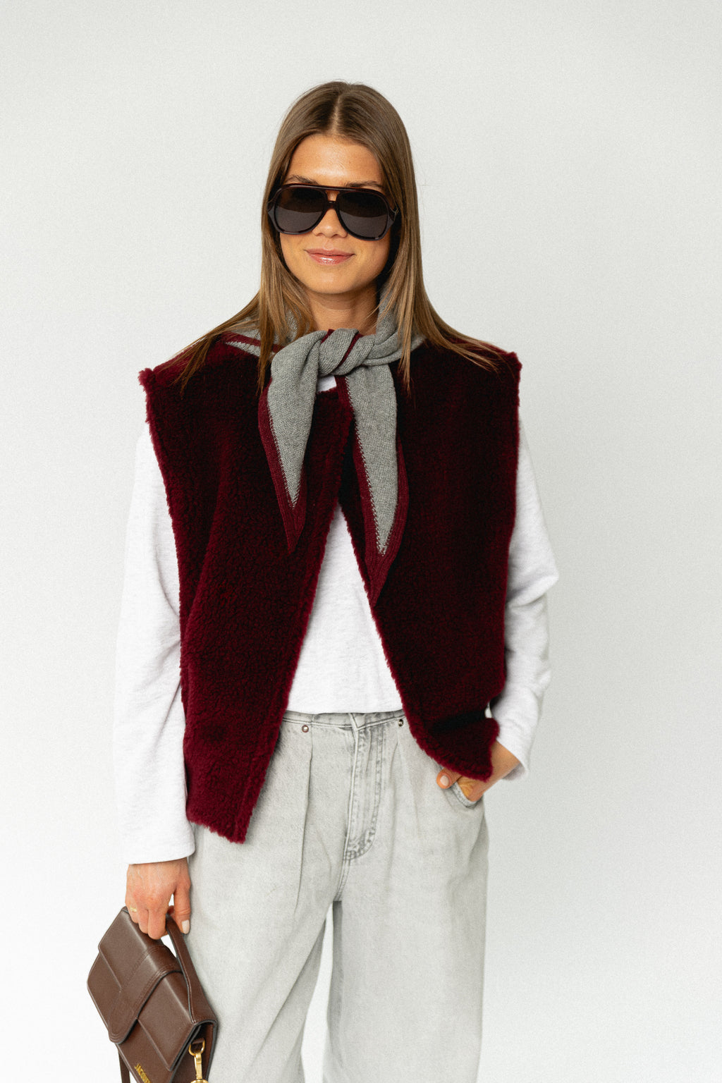 Axelle sleeveless jacket burgundy