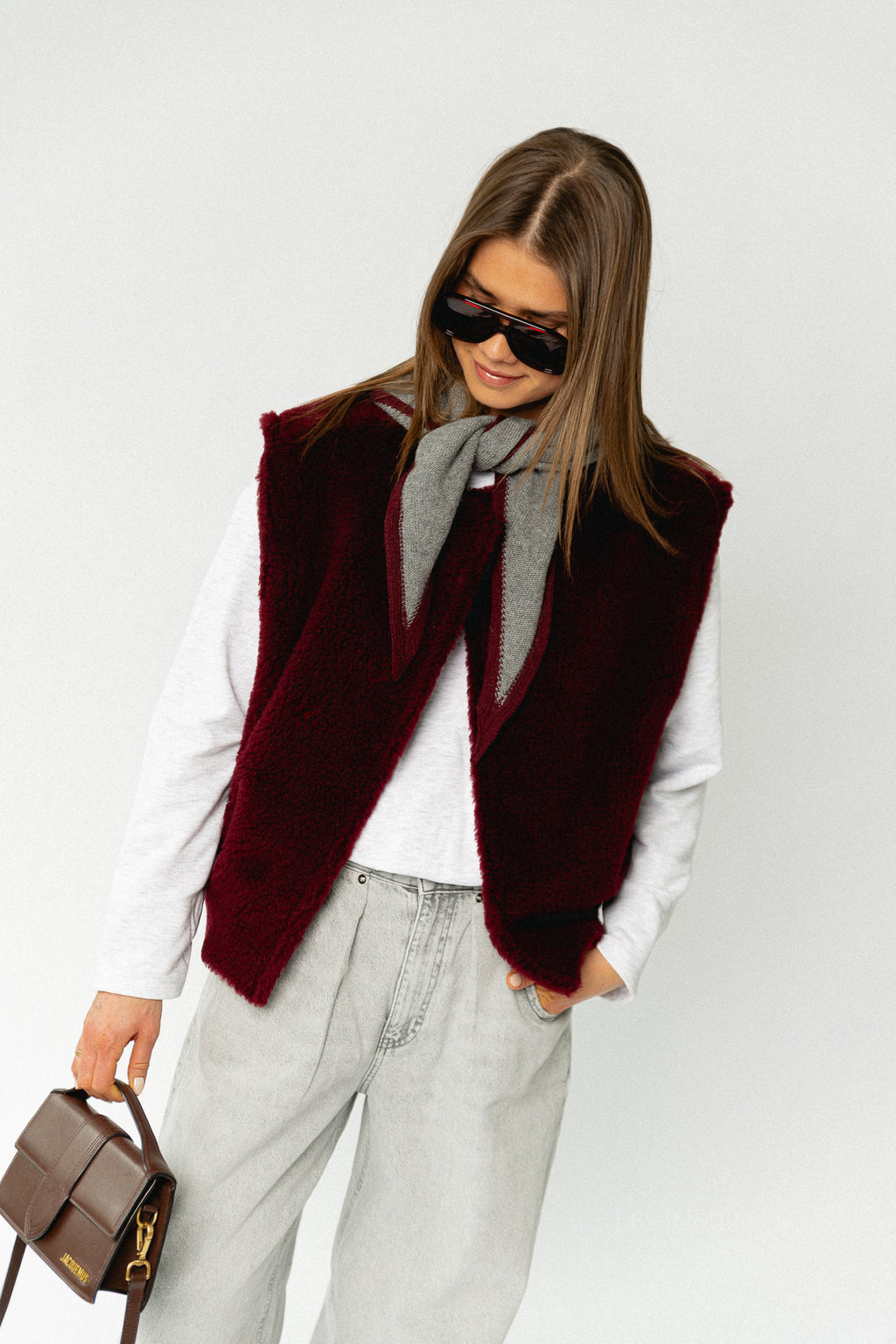 Axelle sleeveless jacket burgundy