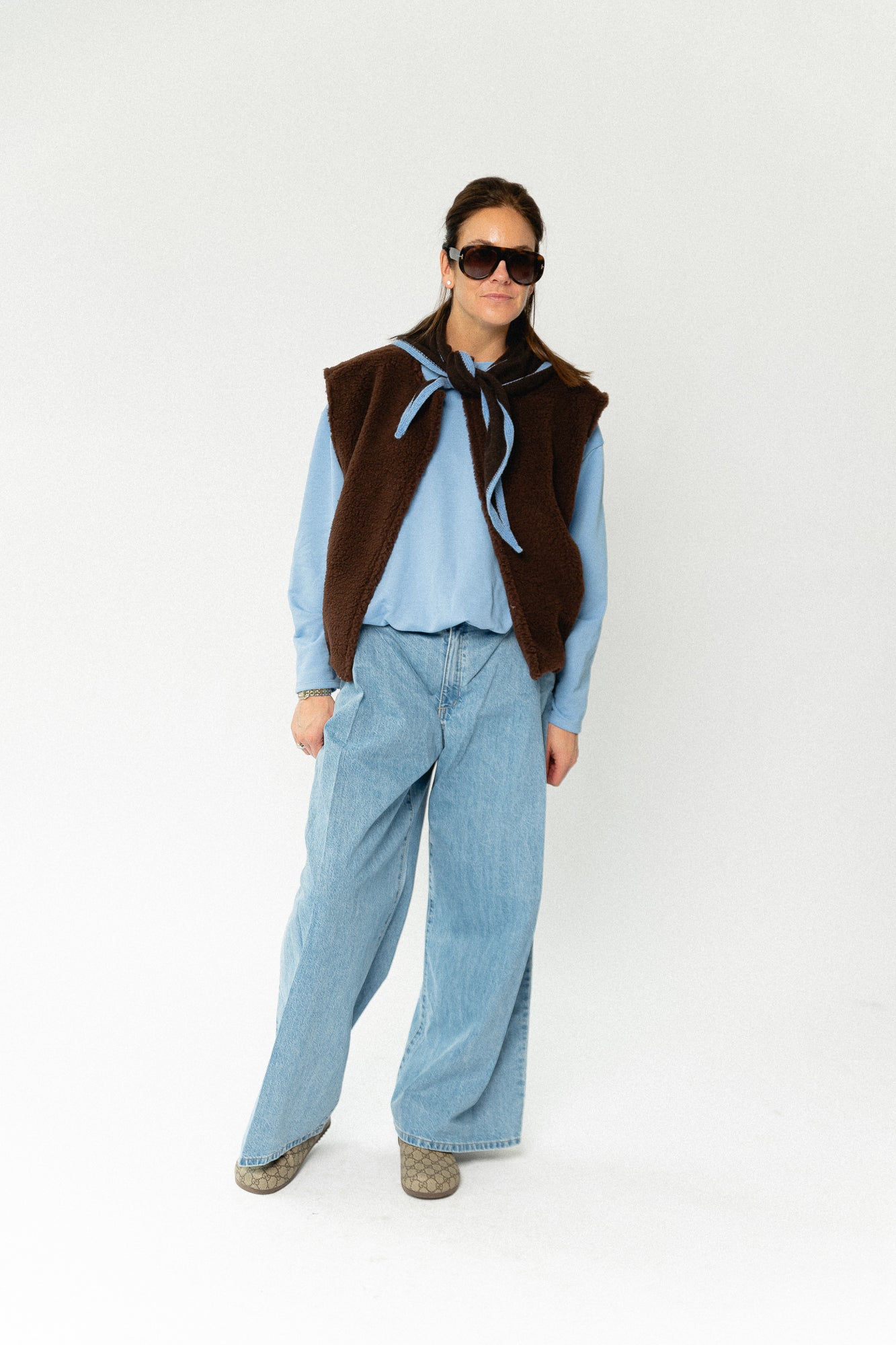 Axelle sleeveless jacket hot chocolate