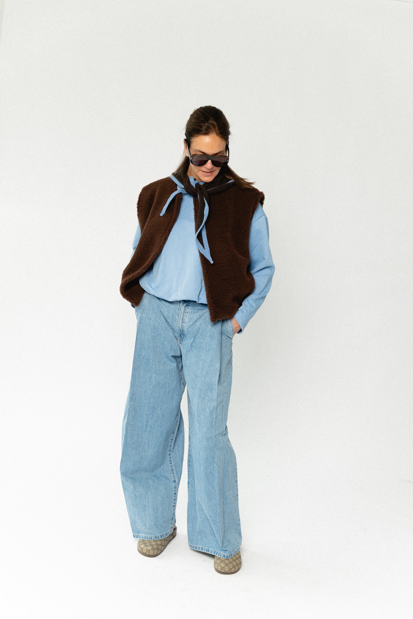 Axelle sleeveless jacket hot chocolate